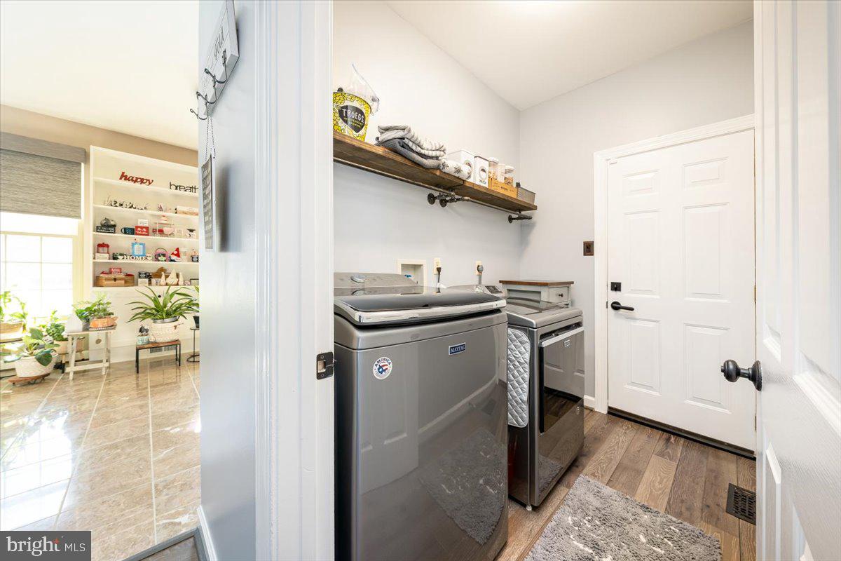 BLUNT COMMONS - Residential