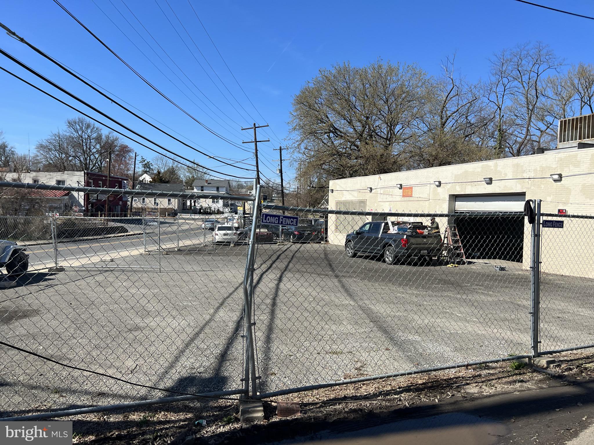 CAPITOL HEIGHTS - Commercial Lease