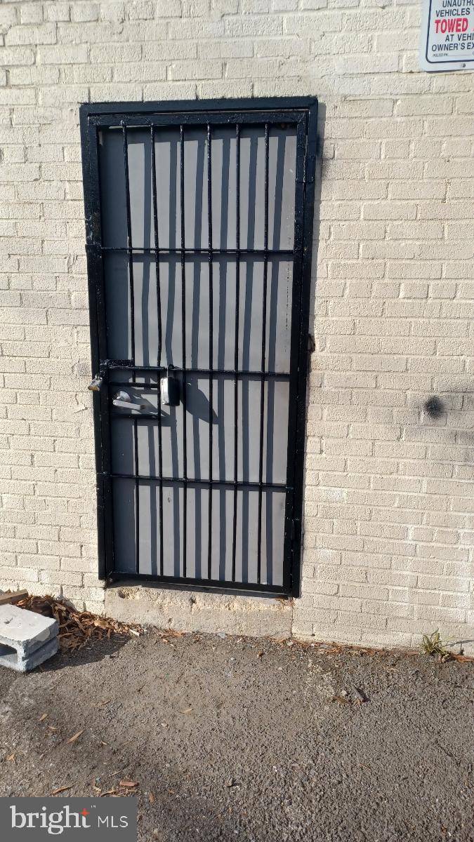 CAPITOL HEIGHTS - Commercial Lease