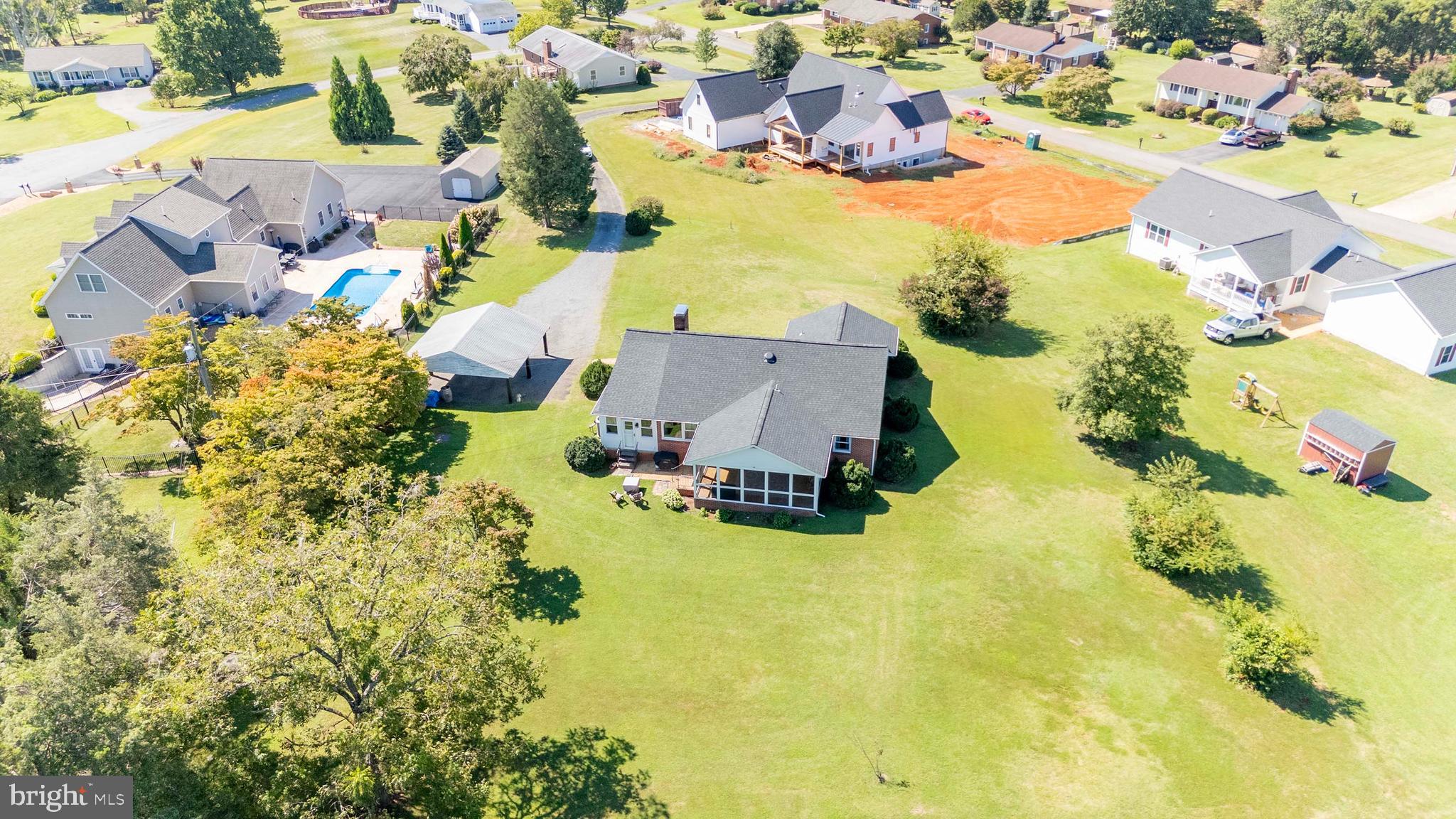 11281 CRESTVIEW DRIVE