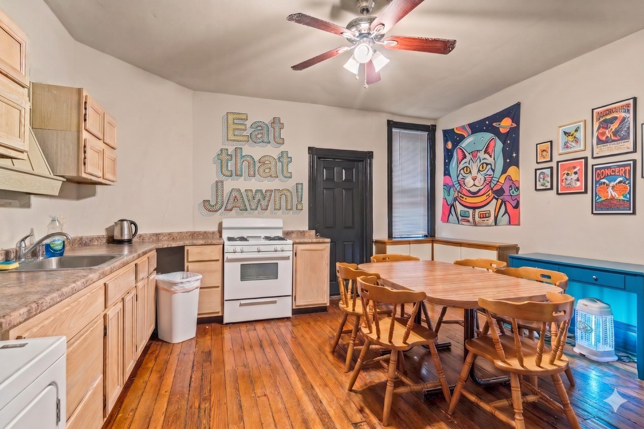 4125 WOODLAND AVENUE
