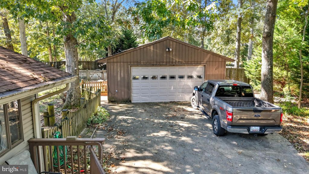 Photo of 26 Tennessee Avenue, PASADENA, MD 21122 (MLS # MDAA2127344)