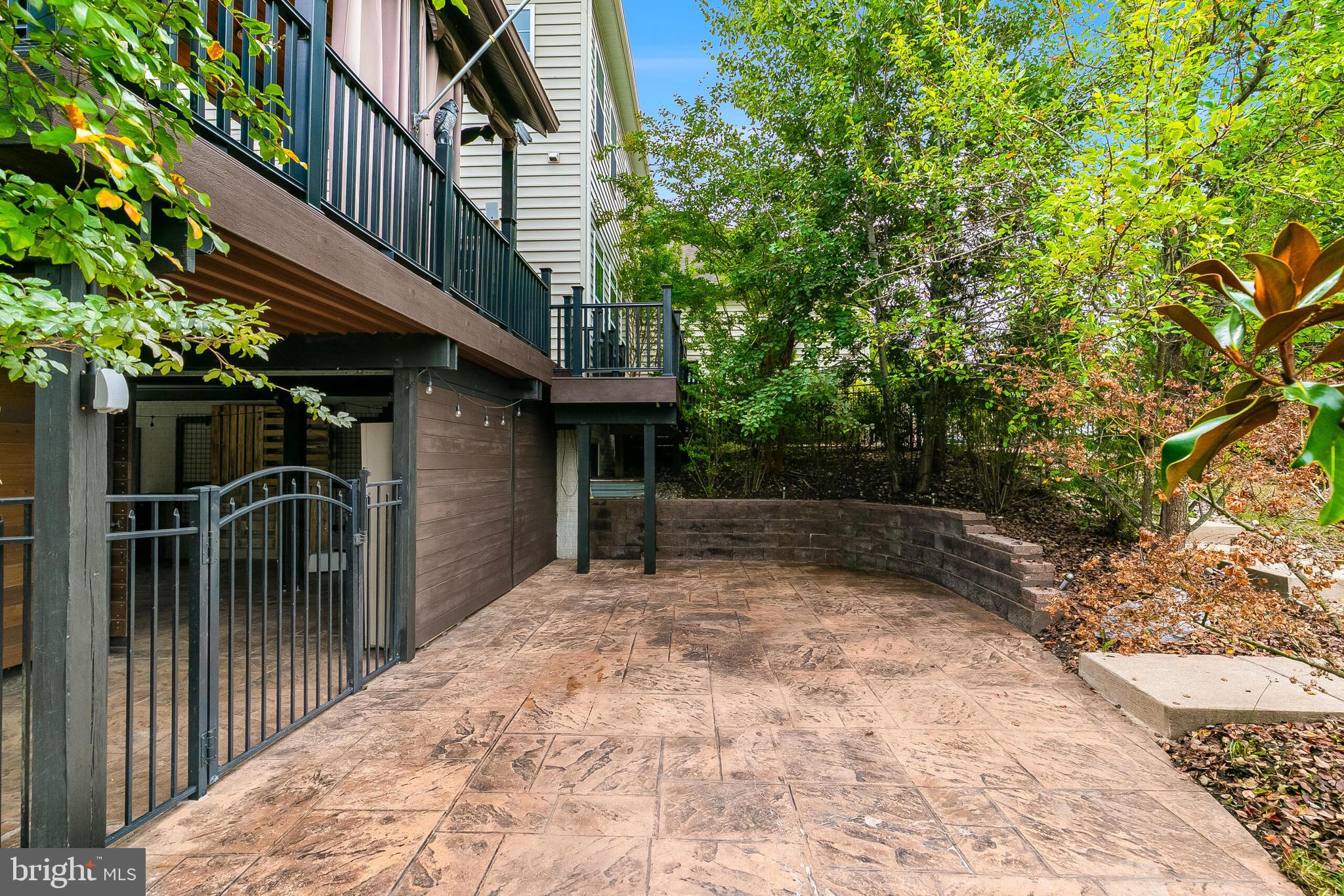 EVERGREEN VILLAGE - Residential