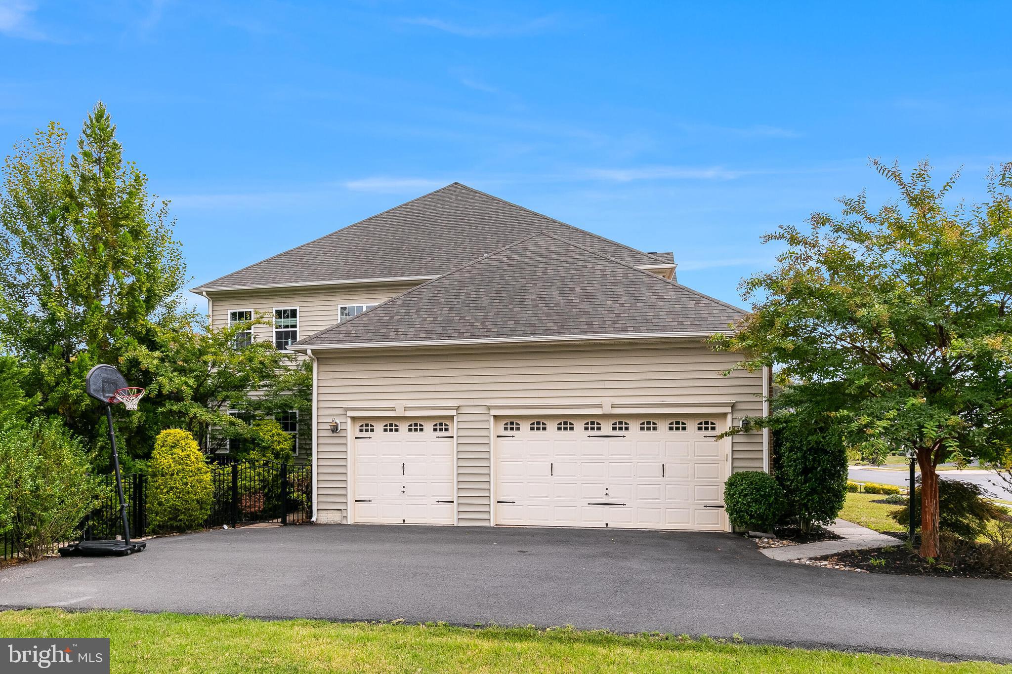 EVERGREEN VILLAGE - Residential