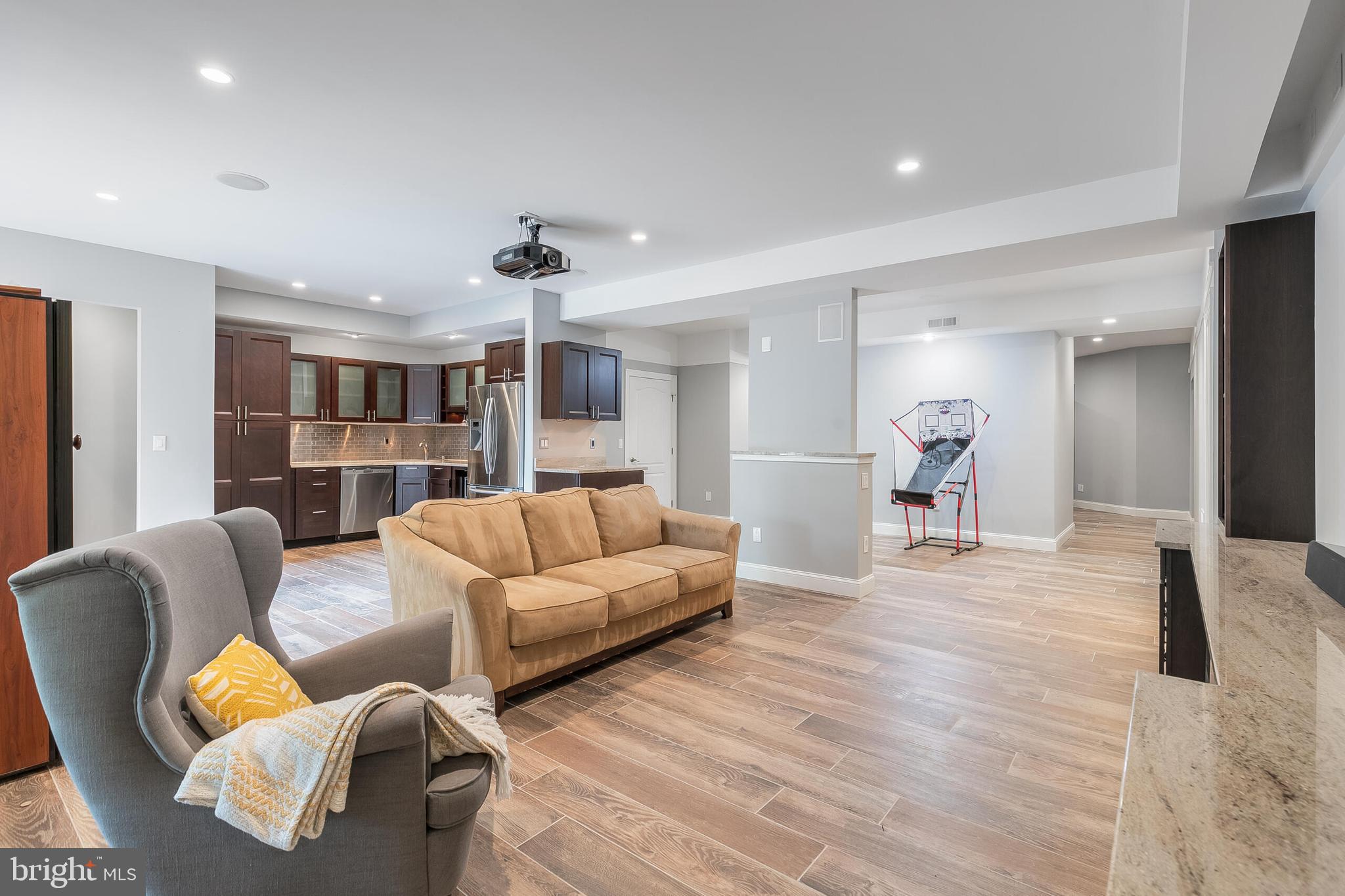 EVERGREEN VILLAGE - Residential
