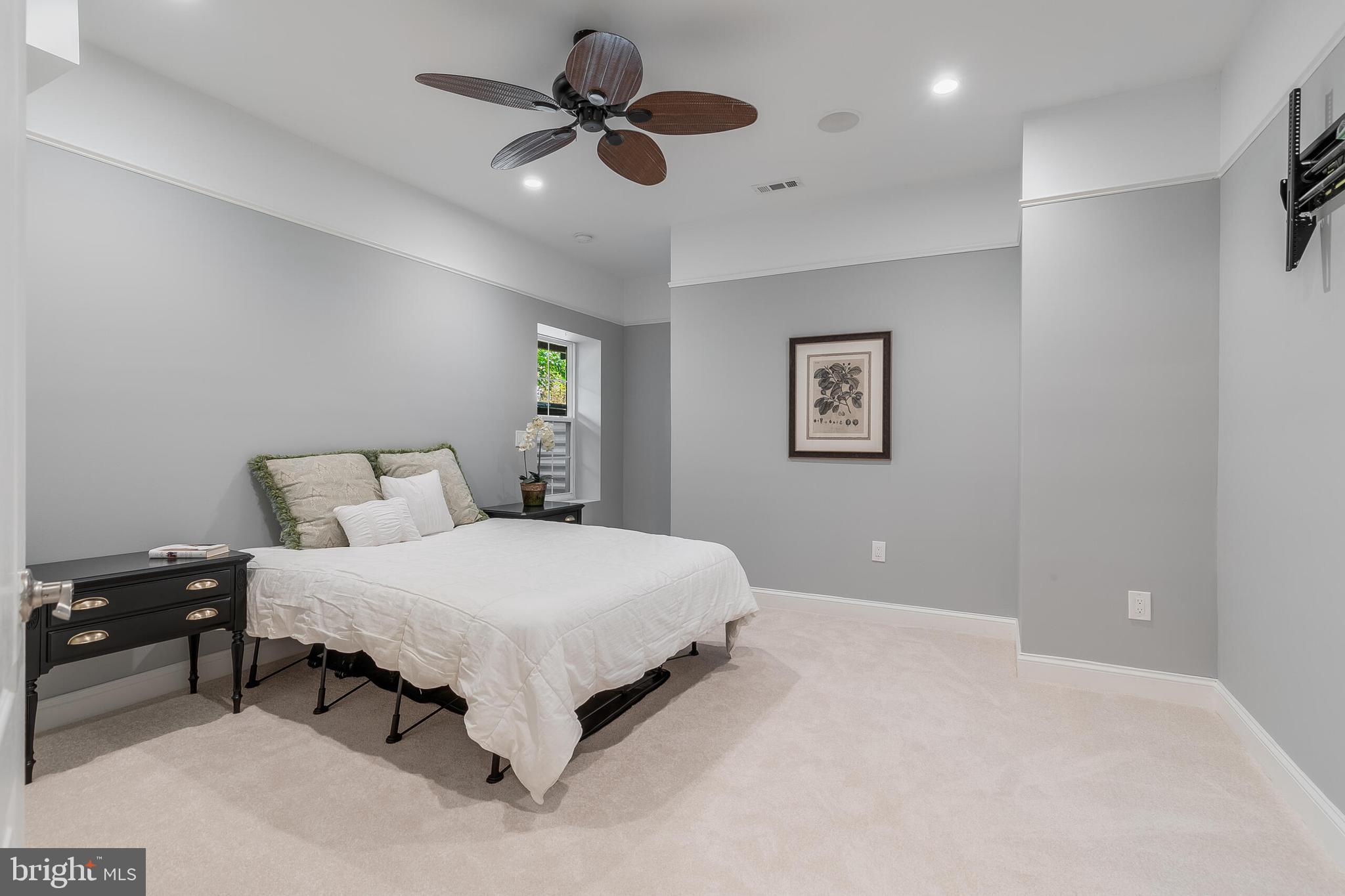 EVERGREEN VILLAGE - Residential