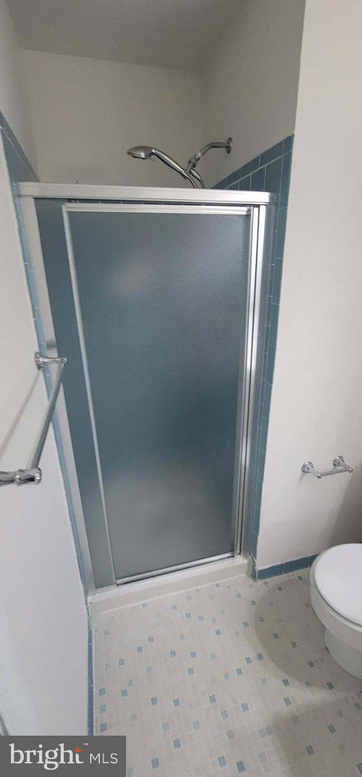 STRATHMEADE SQUARE - Residential Lease