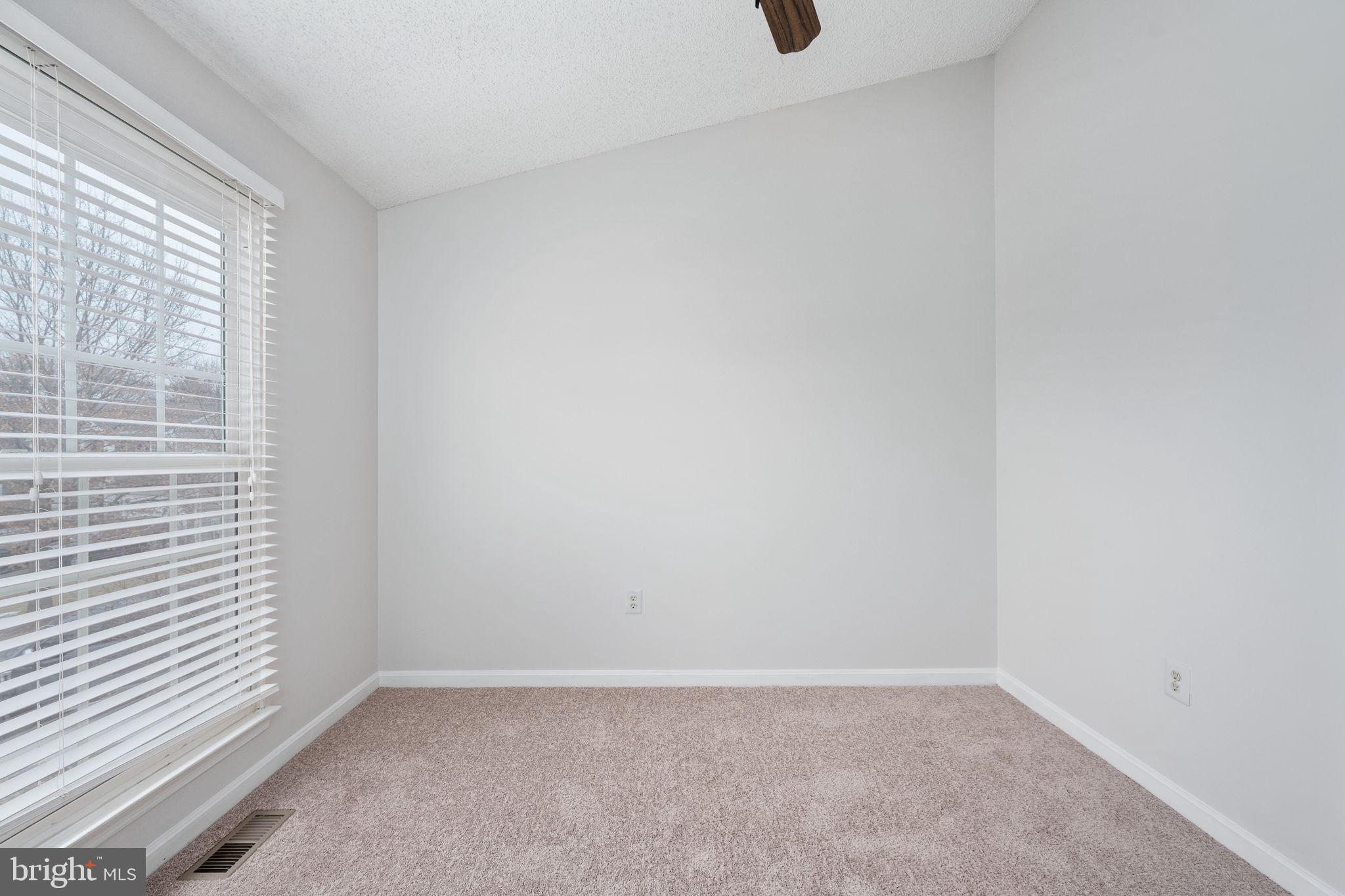 OAKENSHAW - Residential