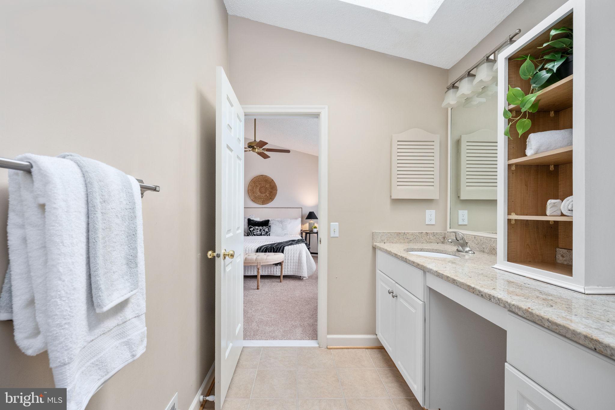 OAKENSHAW - Residential