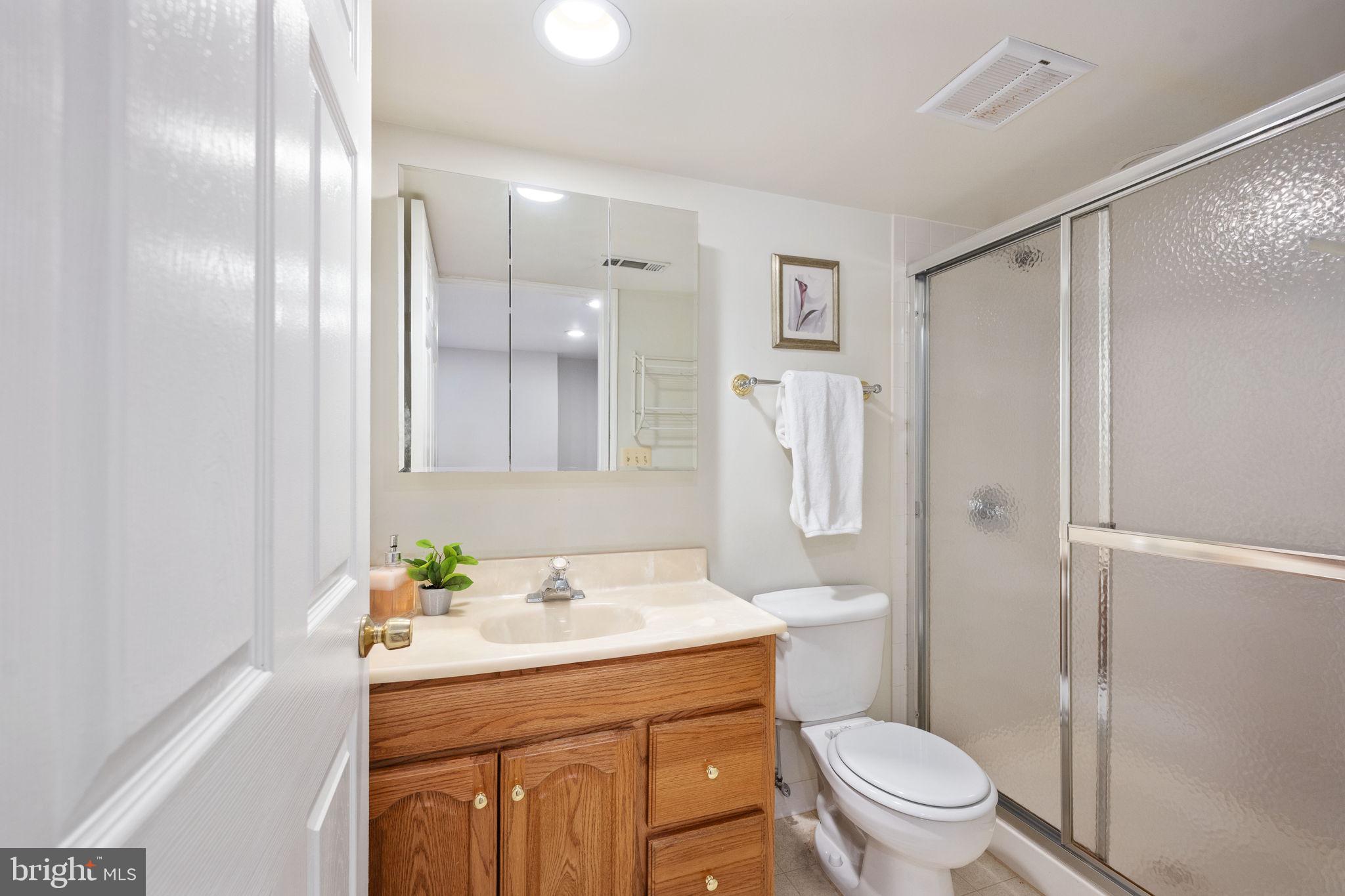 OAKENSHAW - Residential