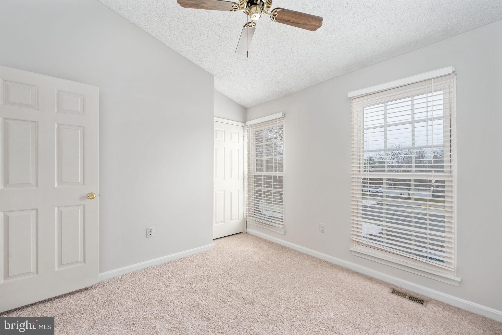 OAKENSHAW - Residential