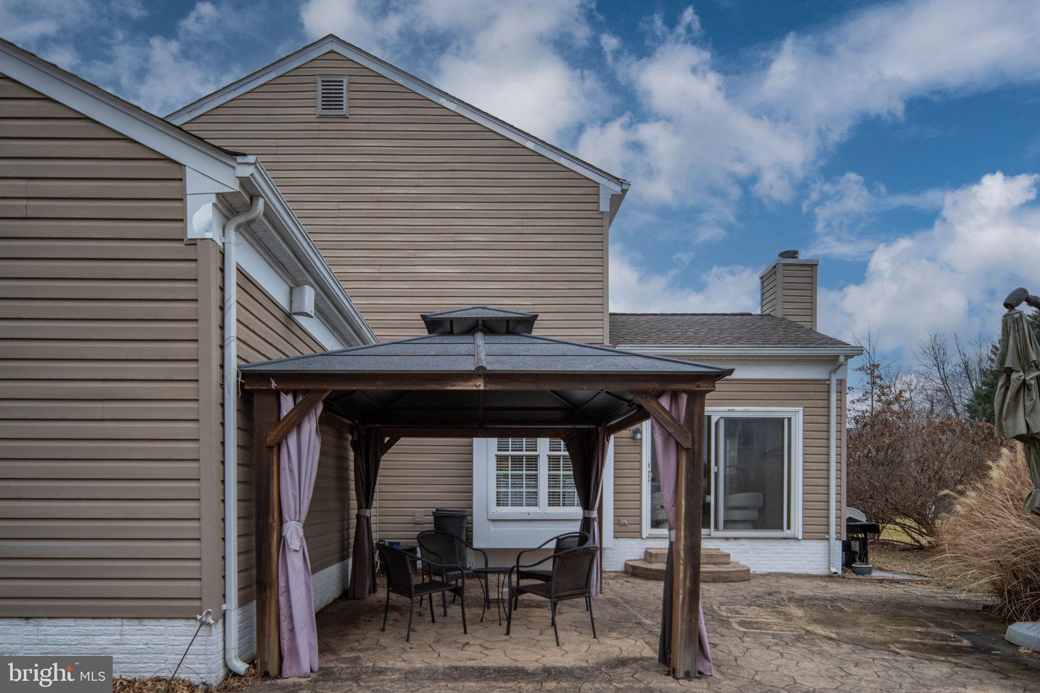 OAKENSHAW - Residential