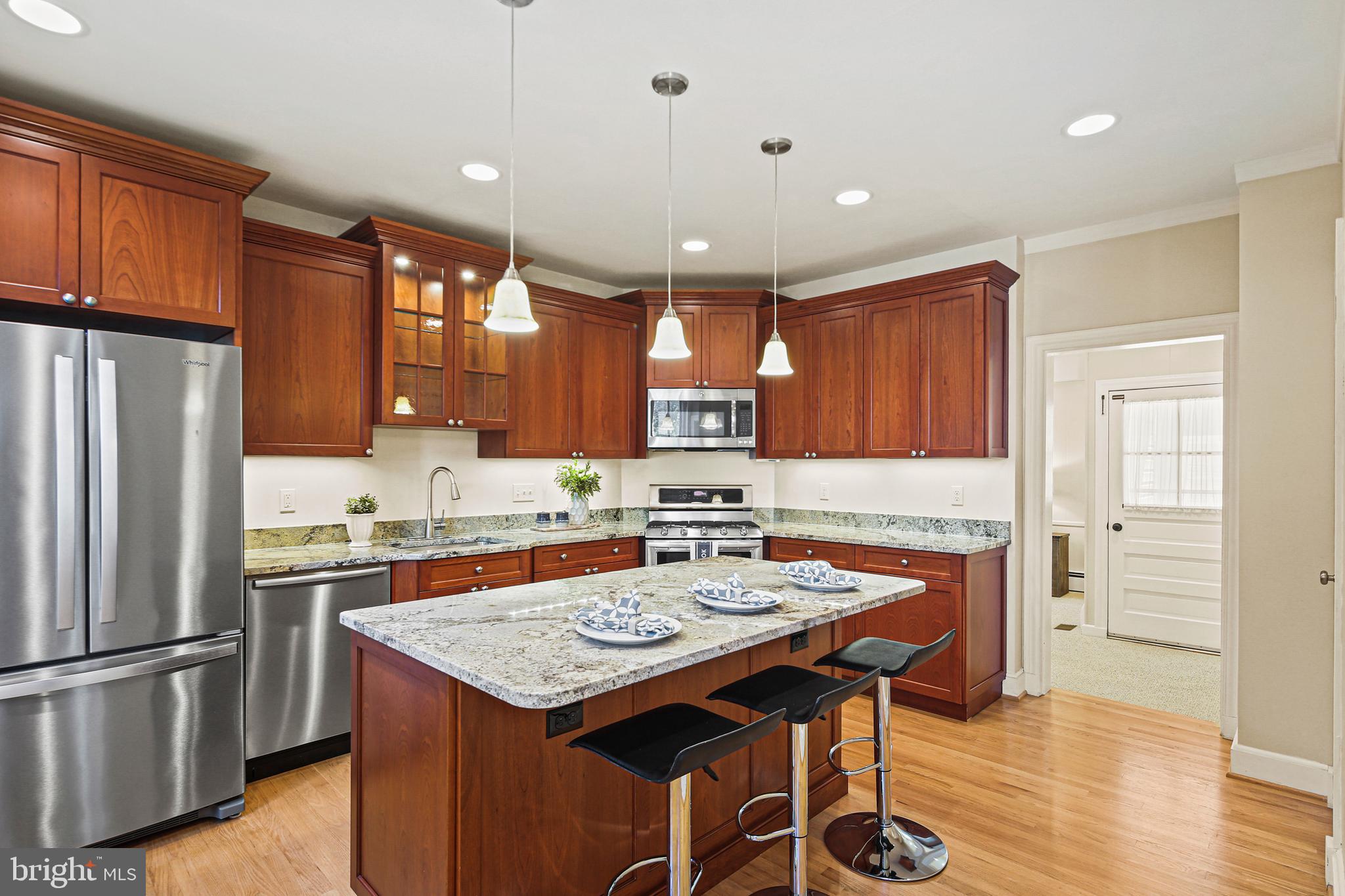 GLYNDON - Residential