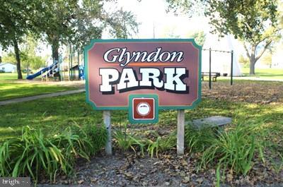 GLYNDON - Residential