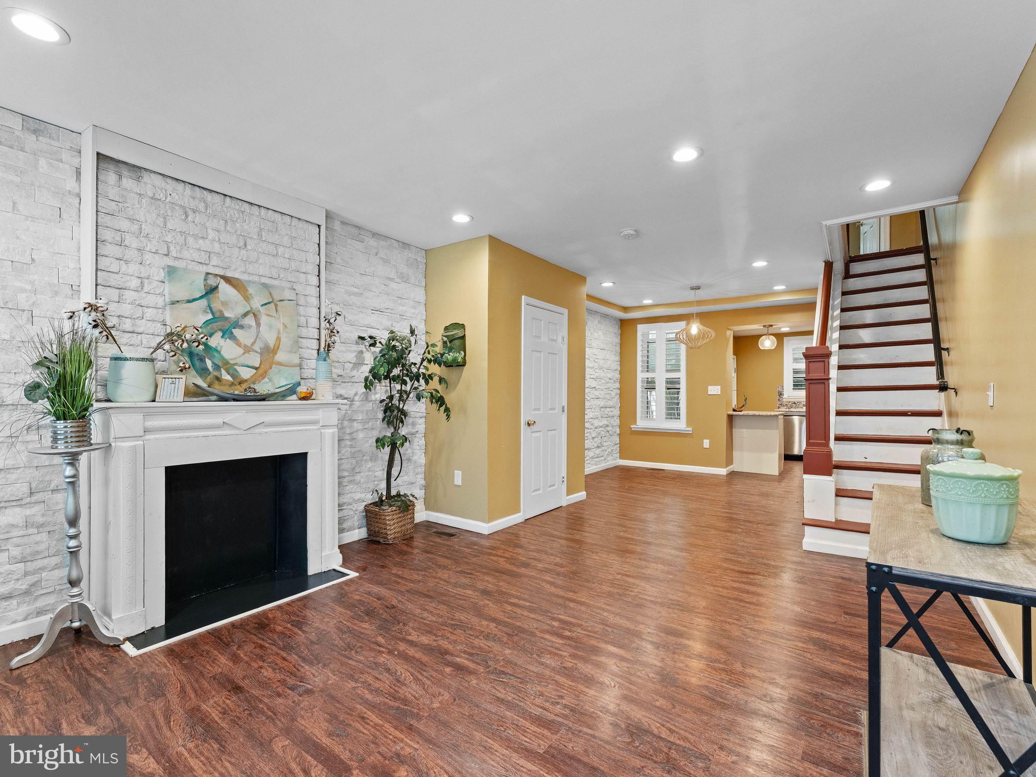 2423 MADISON SQUARE