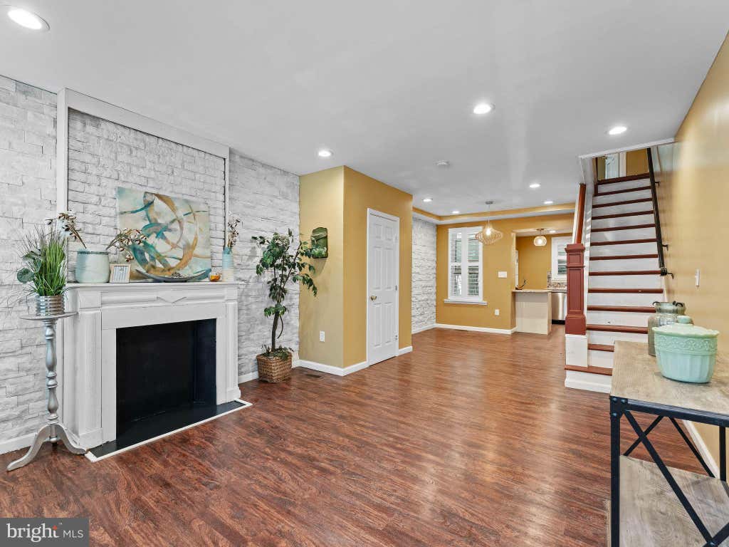 Photo of 2423 Madison Square, PHILADELPHIA, PA 19146 (MLS # PAPH2628292)