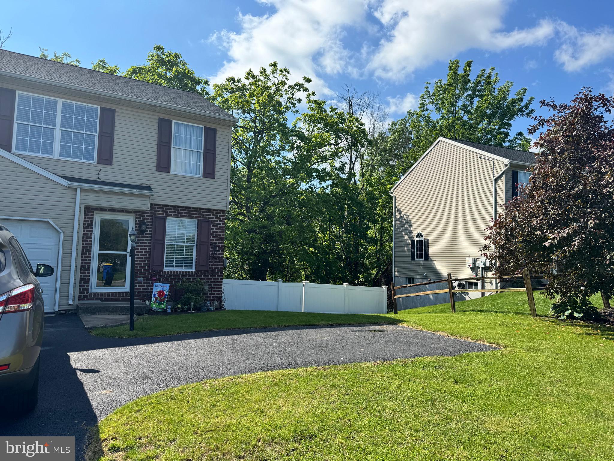 1833 WYATT CIRCLE