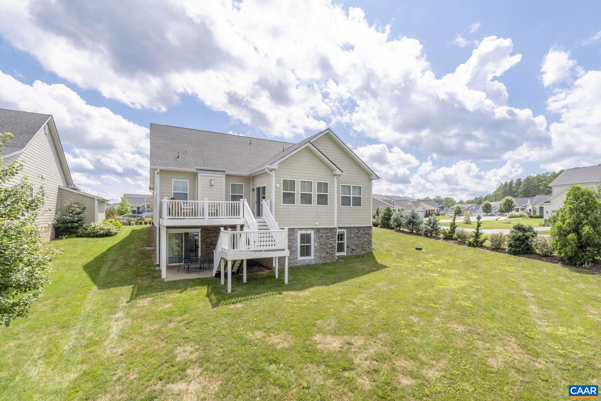 SPRING CREEK - Residential