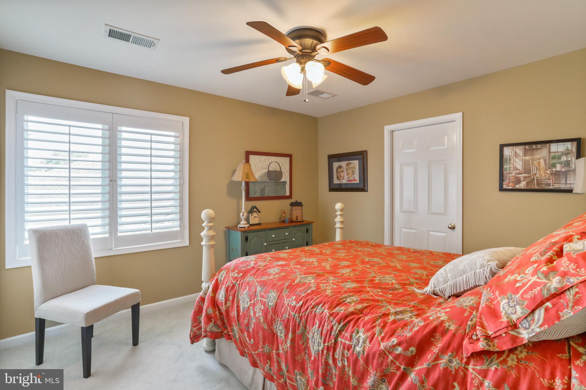 THE WOODS - Residential