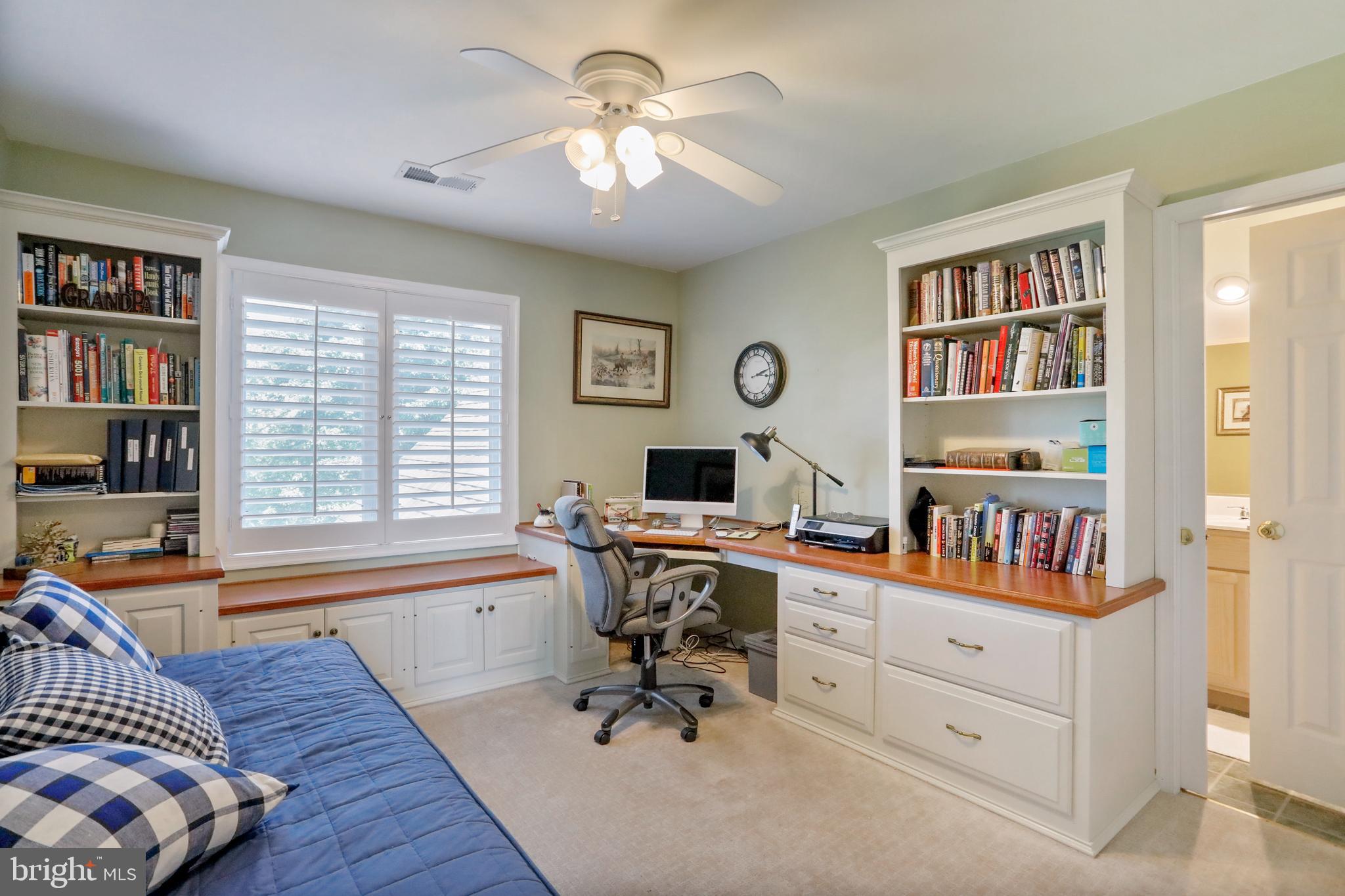 THE WOODS - Residential