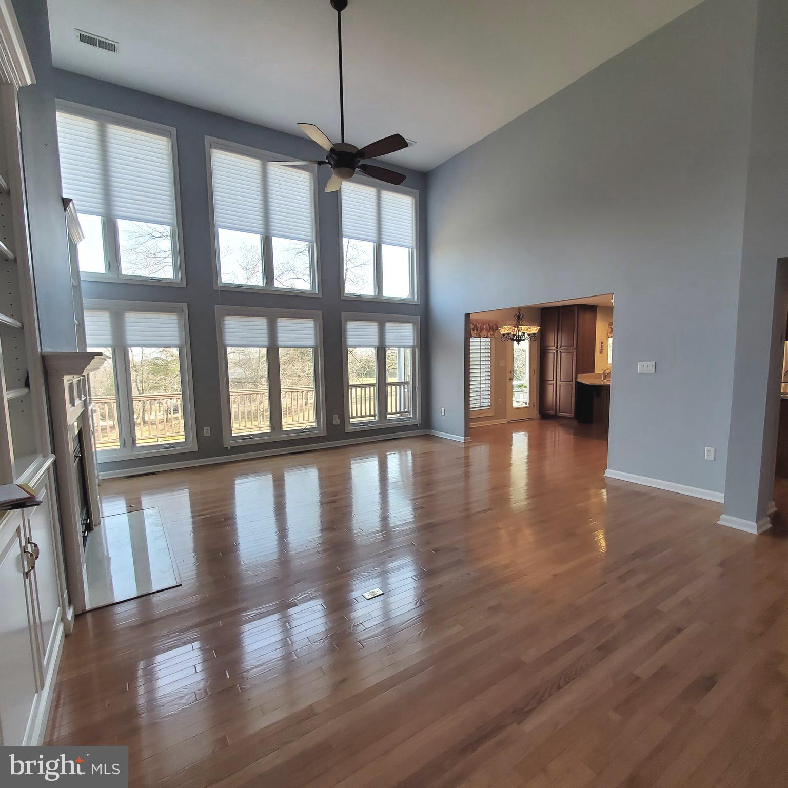 THE WOODS - Residential