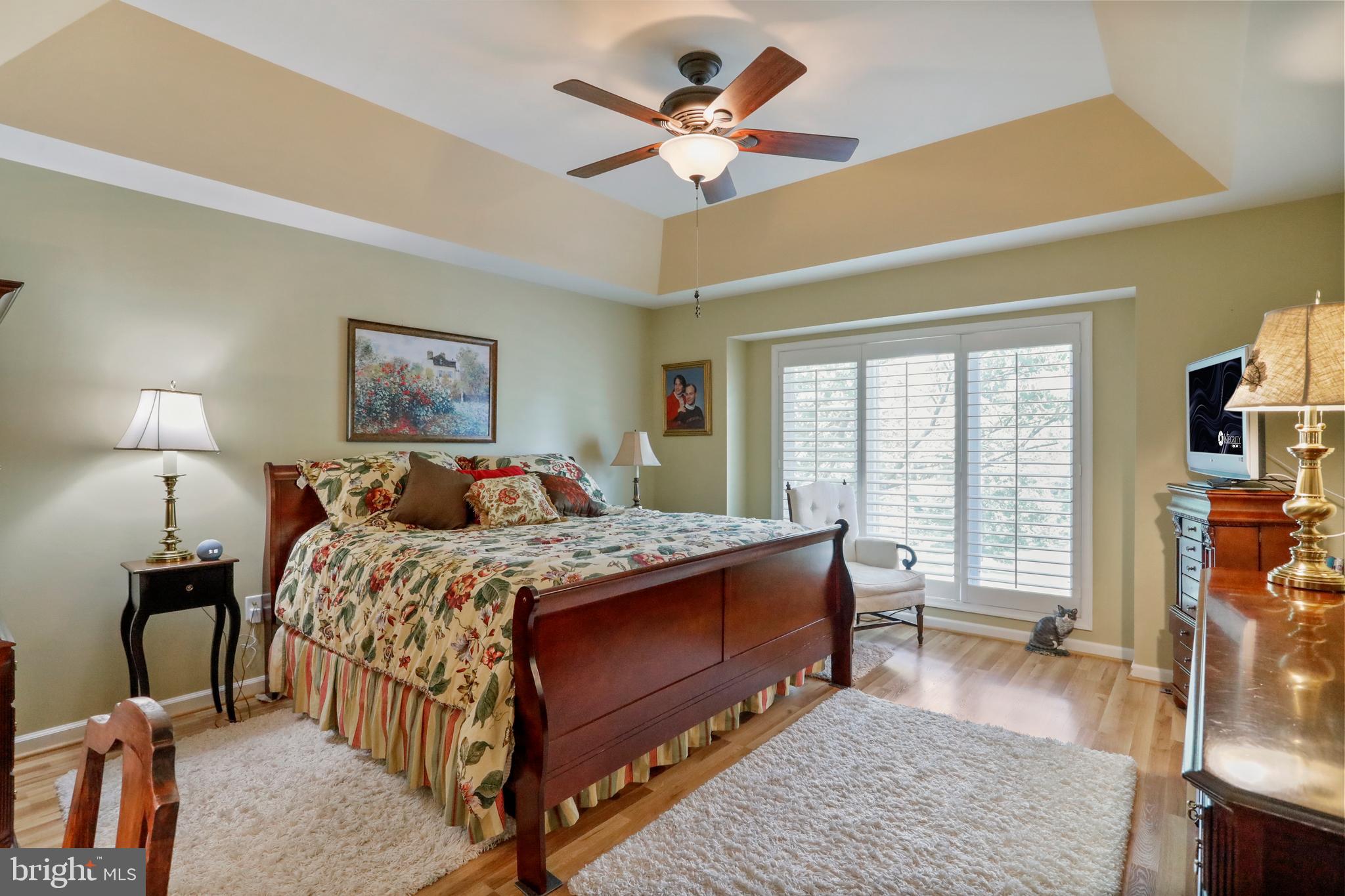 THE WOODS - Residential