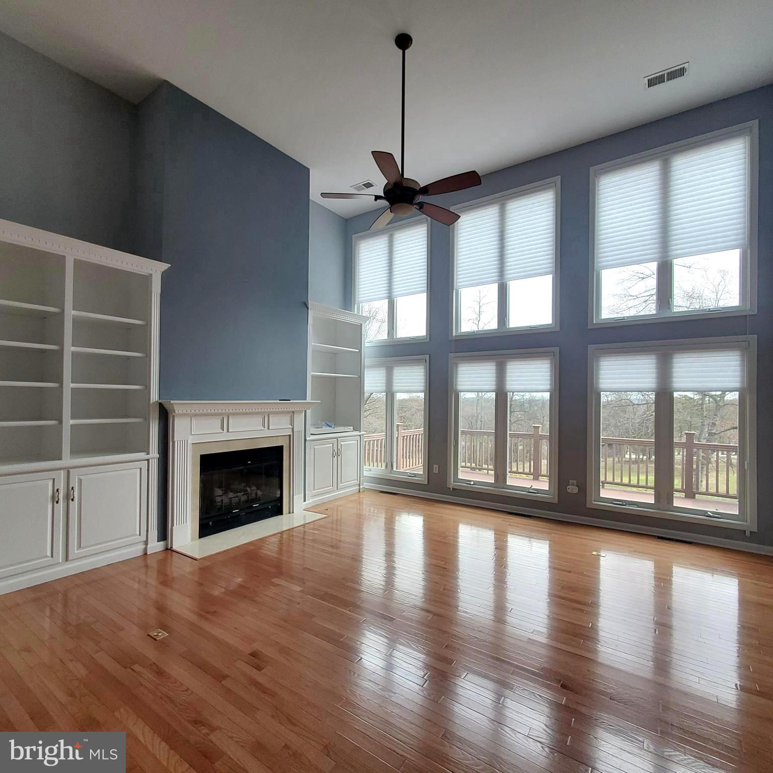 THE WOODS - Residential