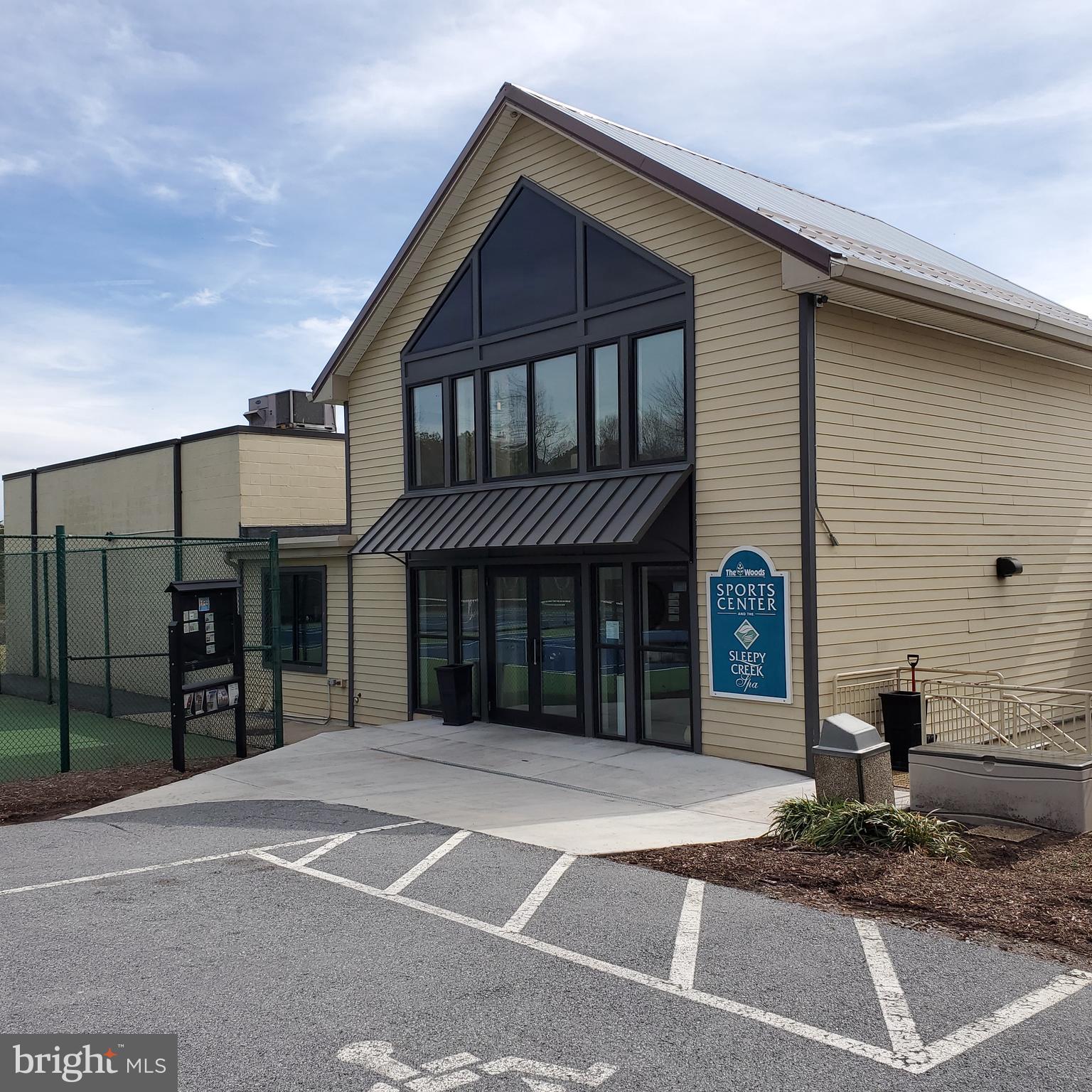 THE WOODS - Residential