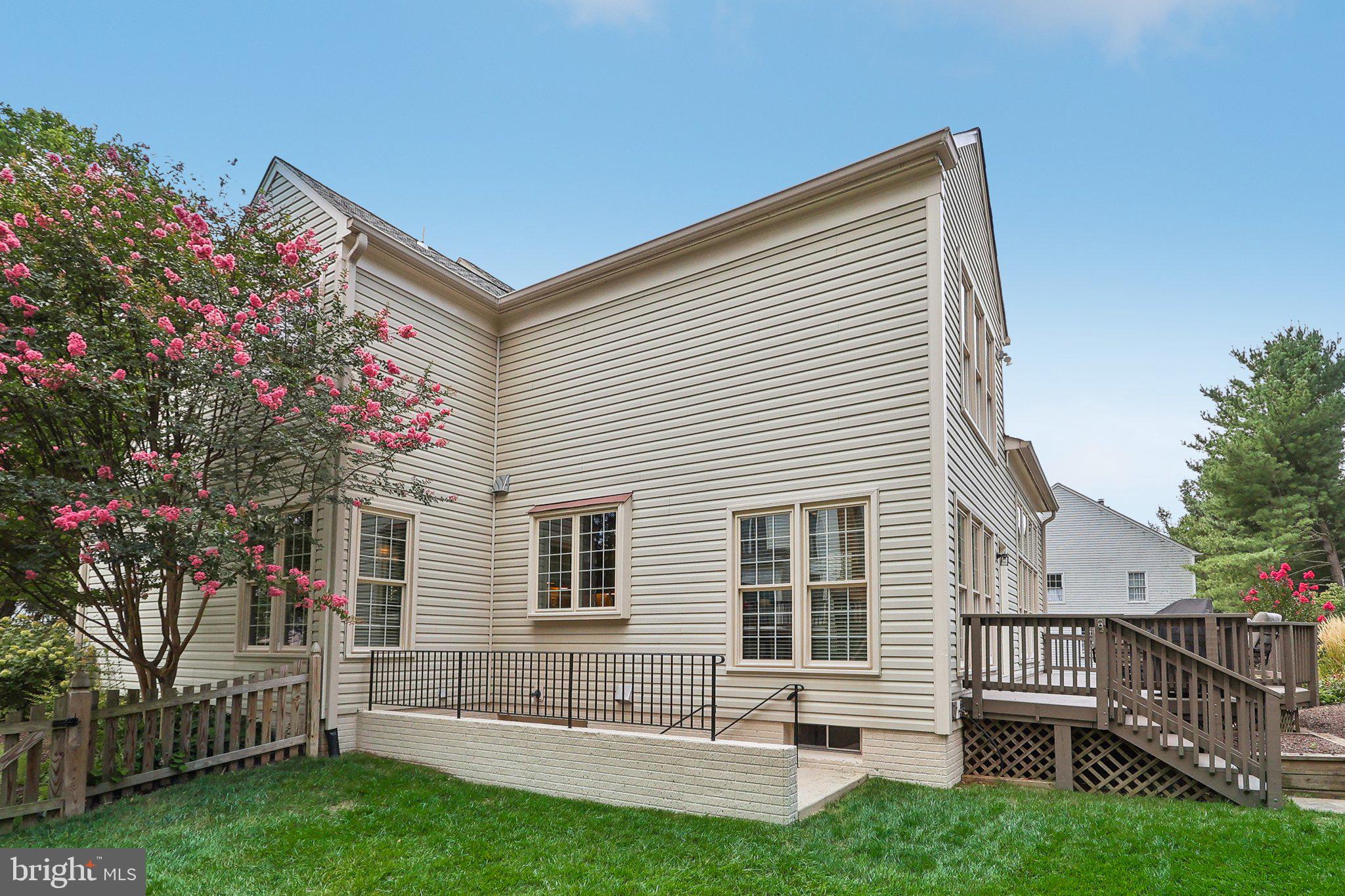 STARKS CROSSING - Residential