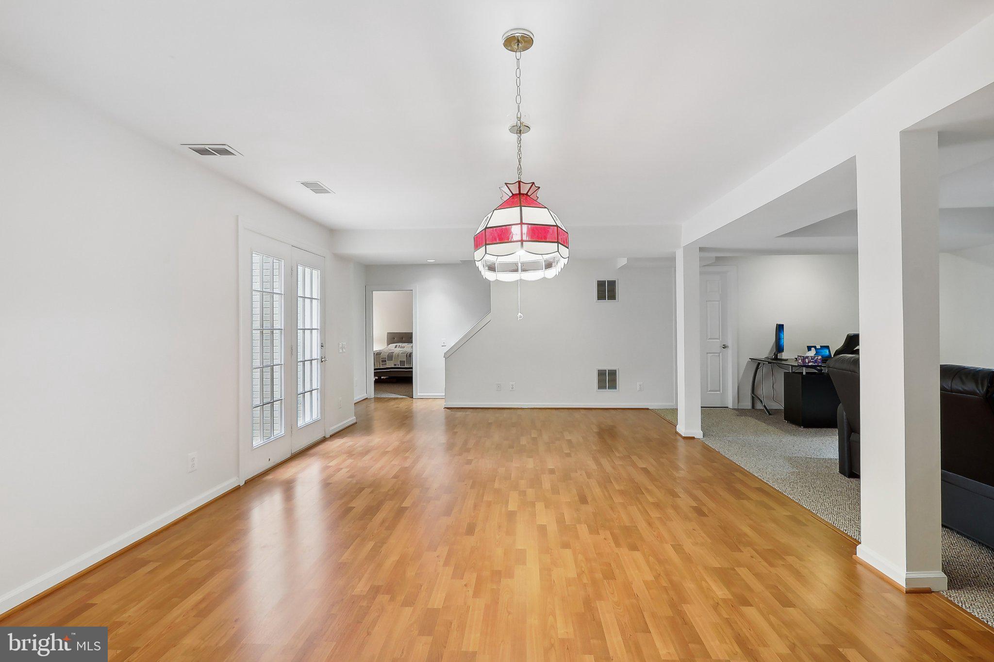 STARKS CROSSING - Residential