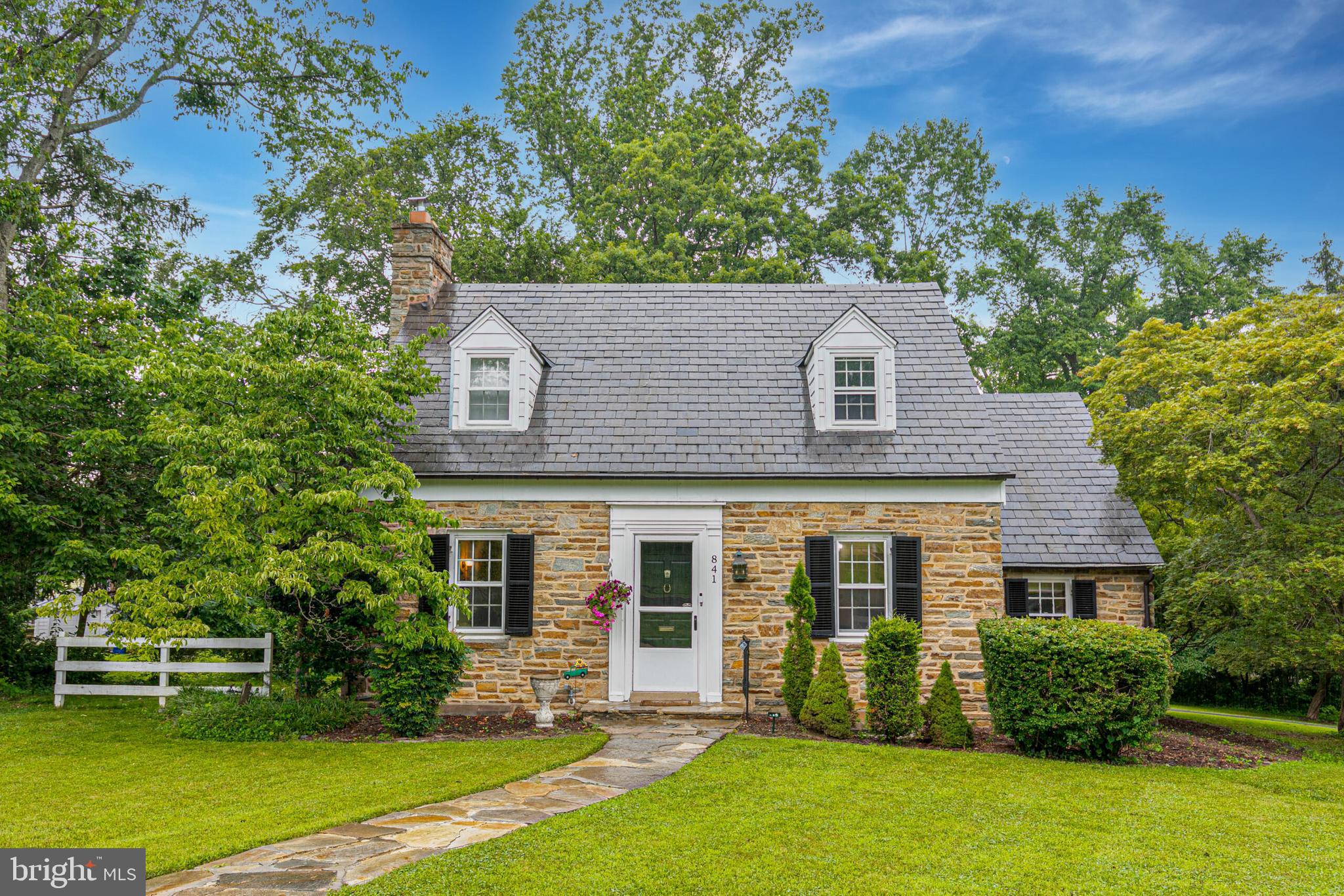 Charming Cottage in Historic Hunting Ridge Backing to Gwynns Falls/Leakin Park.
Don’t miss your chance to own this beautifully updated home in the heart of historic Hunting Ridge. This 4-bedroom, 2-bath cottage blends timeless character with modern updates—featuring stacked stone siding, a classic slate roof, private driveway, and a fully renovated kitchen.
Move-in ready and full of charm, the true highlight of this property is its incredible backyard that backs directly onto the scenic and expansive Gwynns Falls/Leakin Park.
Enjoy unbeatable access to nature with the Gwynns Falls Trail just steps from your door—perfect for hiking, biking, and exploring.
This home offers a rare combination of peaceful park-side living and urban convenience.
Experience the unique character of the neighborhood for yourself—schedule a showing today through ShowingTime. 24 hour notice required.