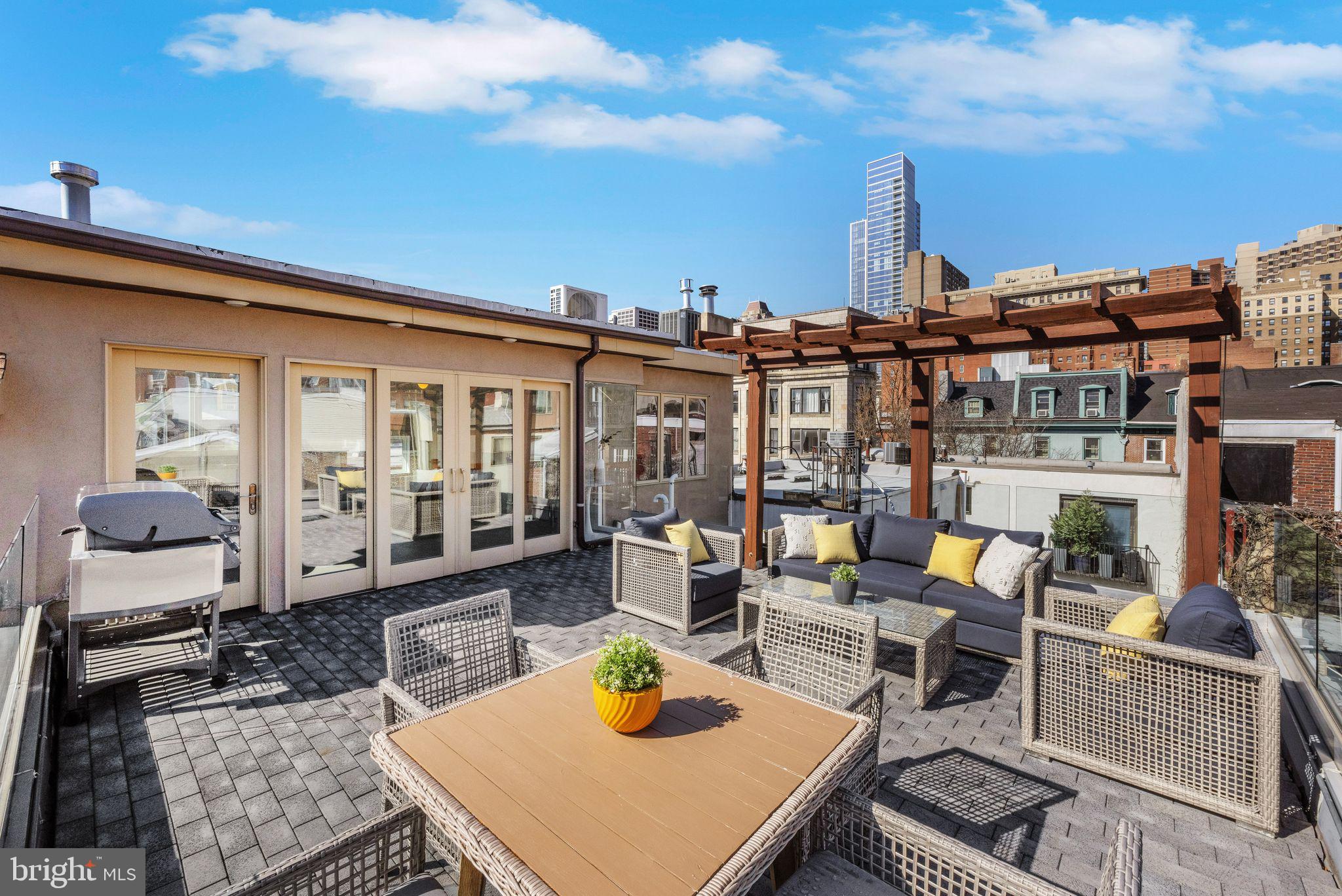 WASHINGTON SQ WEST - Residential Income