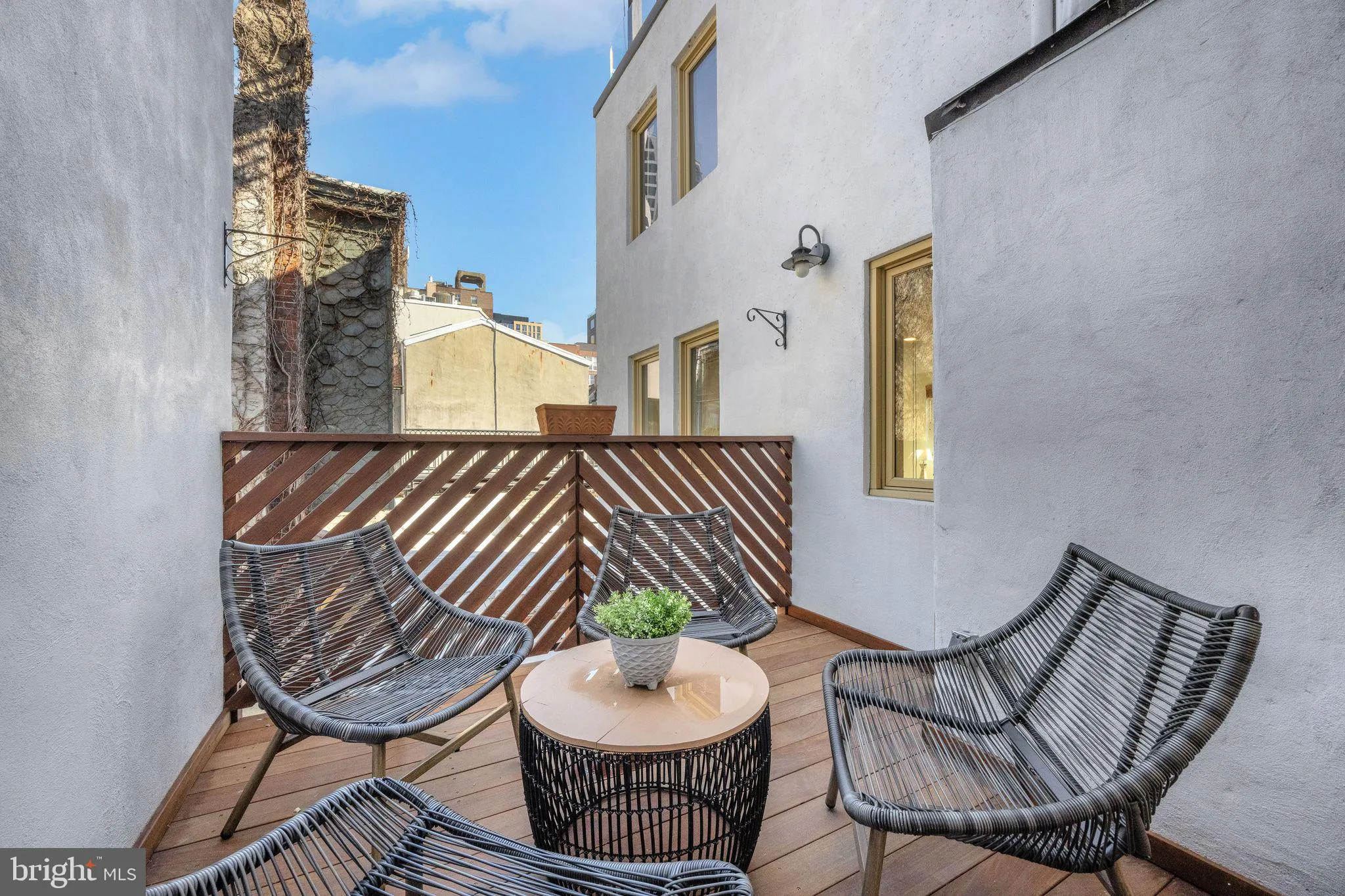 Philadelphia, Pennsylvania 19107, United States, 1 Bedroom Bedrooms, ,Residential,Active,96900