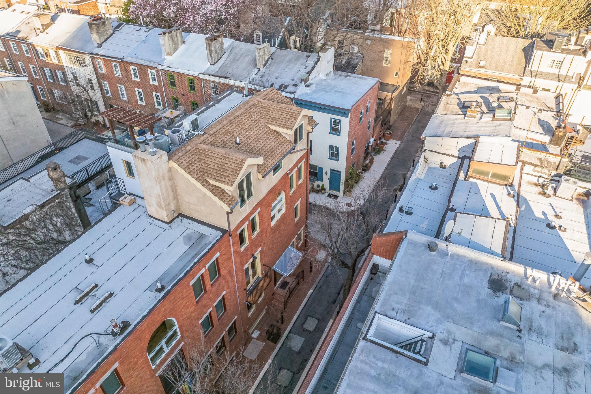 WASHINGTON SQ WEST - Residential Income