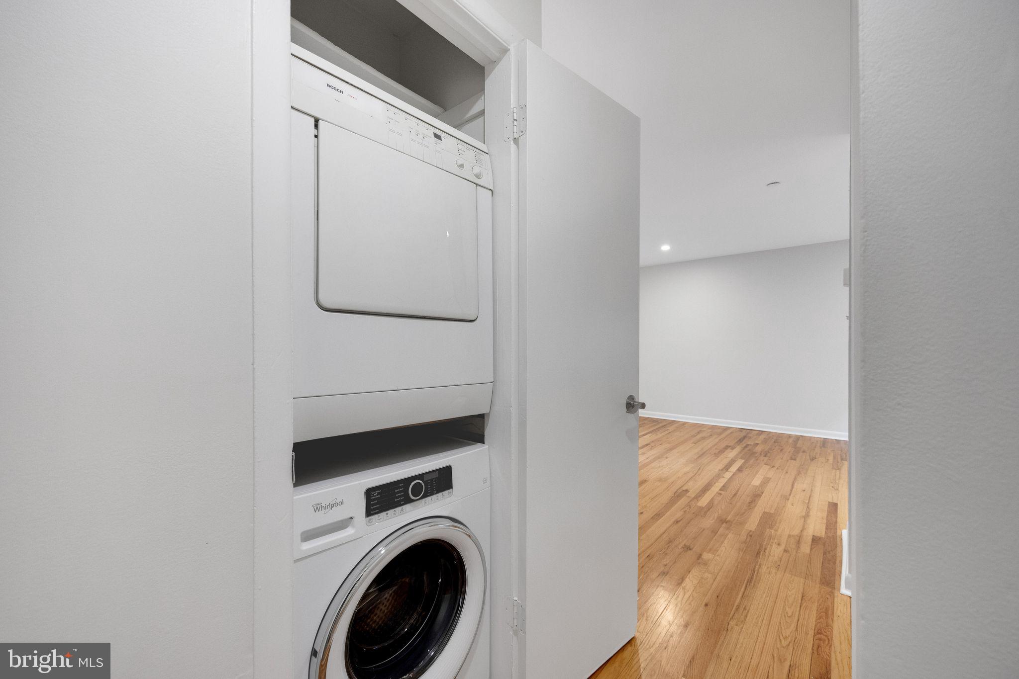 WASHINGTON SQ WEST - Residential Income