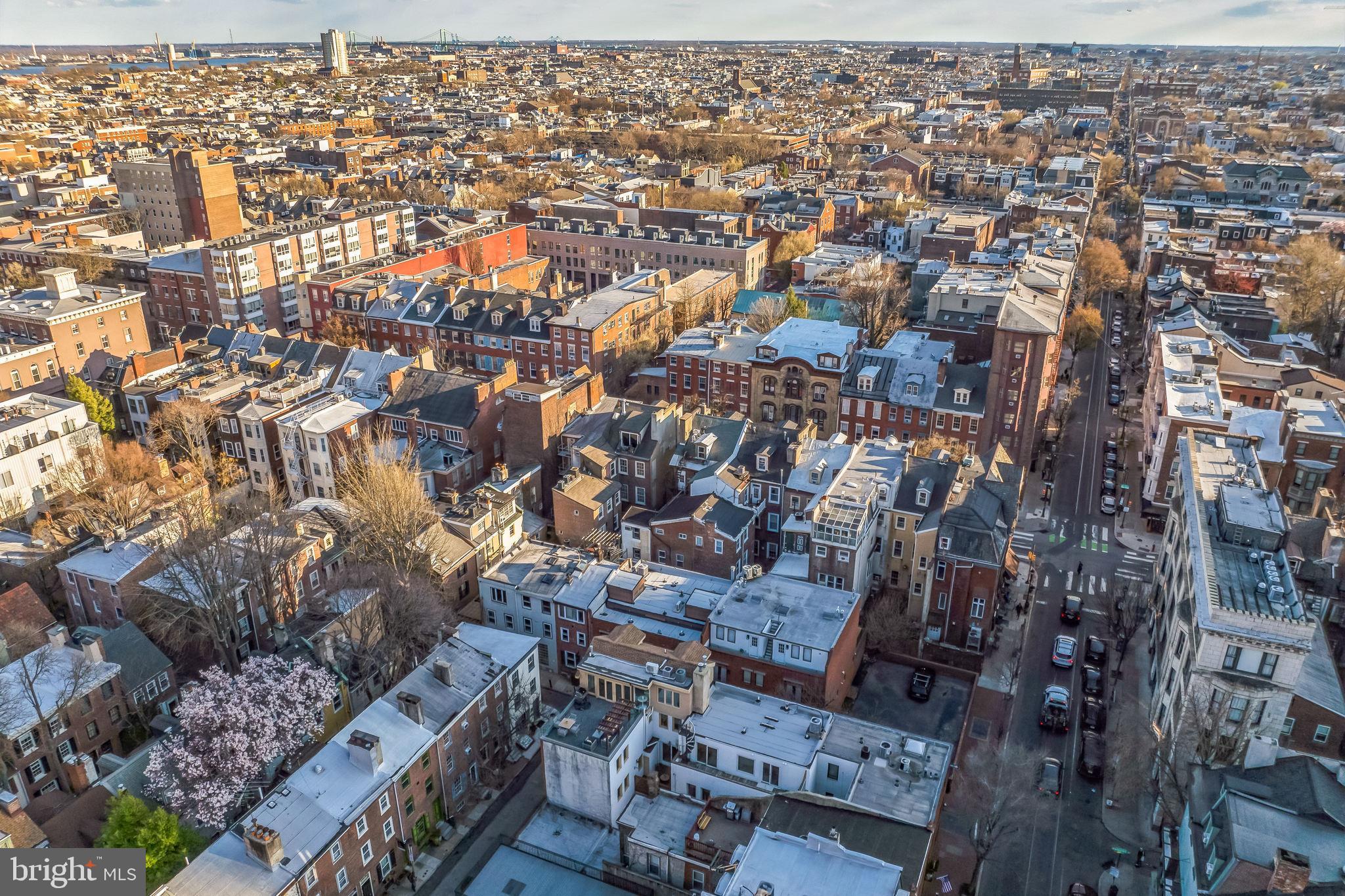 WASHINGTON SQ WEST - Residential Income