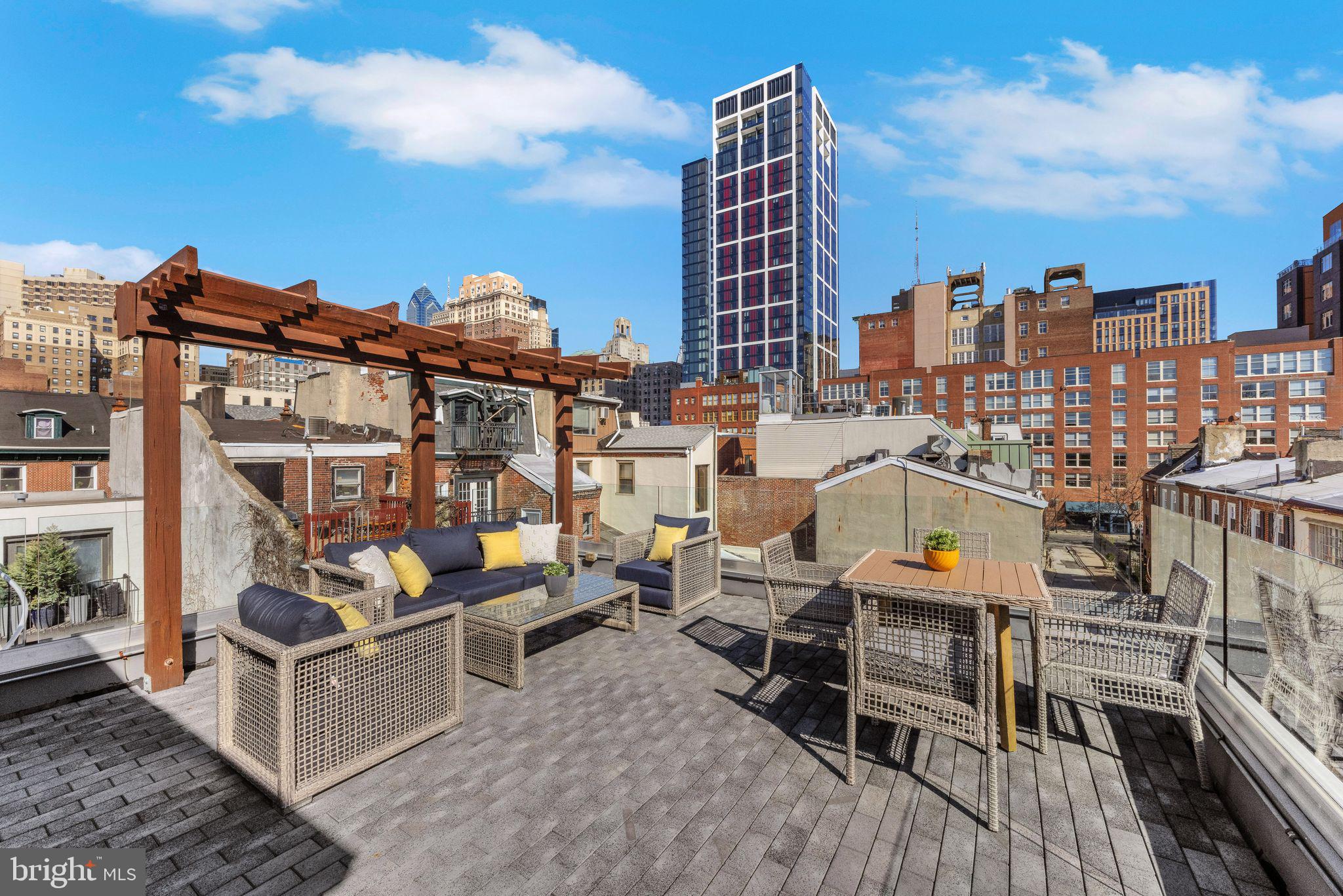 WASHINGTON SQ WEST - Residential Income