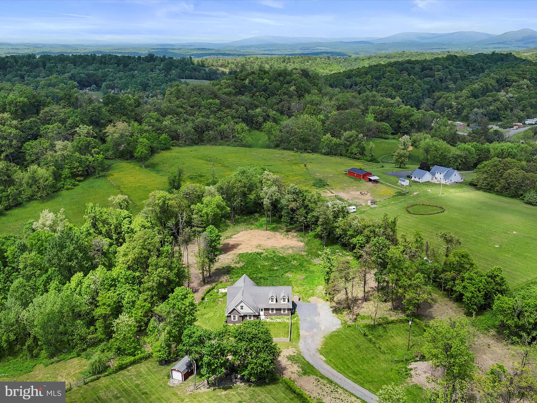 HEDGESVILLE - Residential