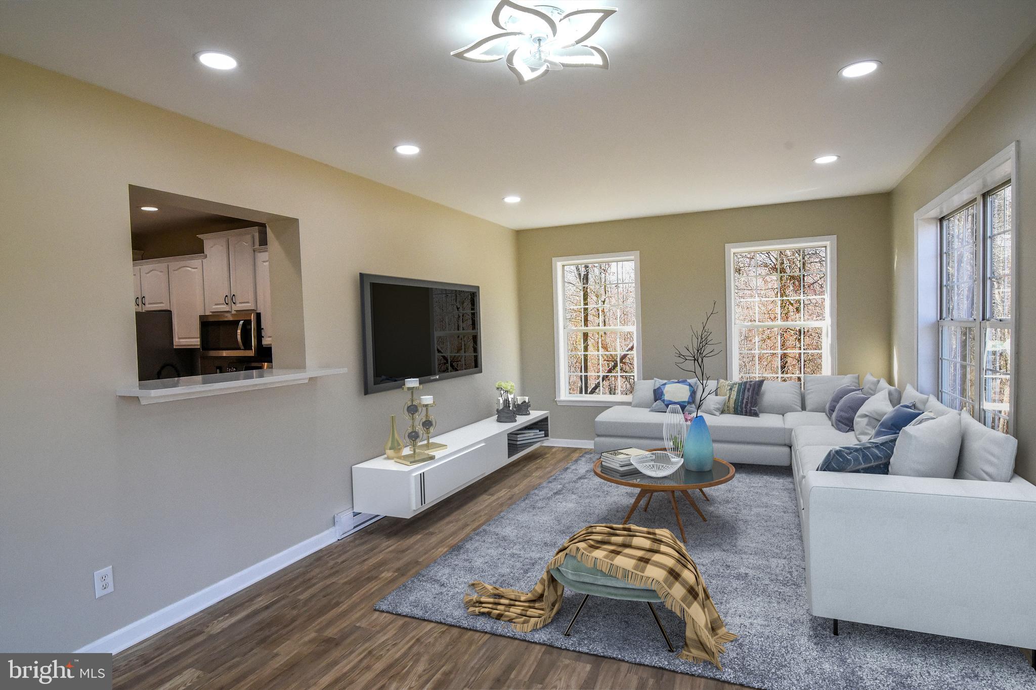 HEDGESVILLE - Residential