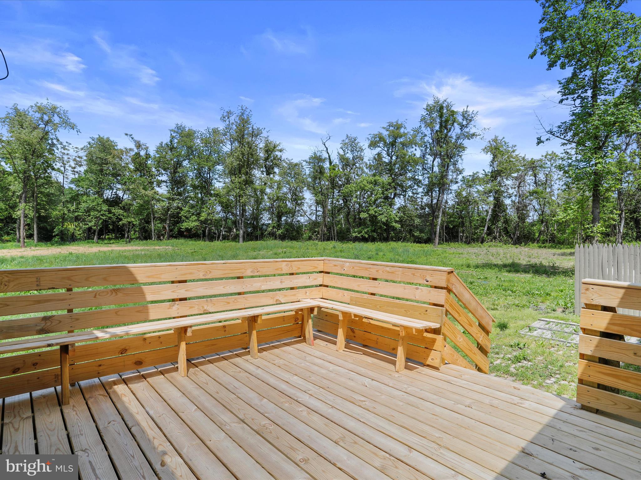 HEDGESVILLE - Residential