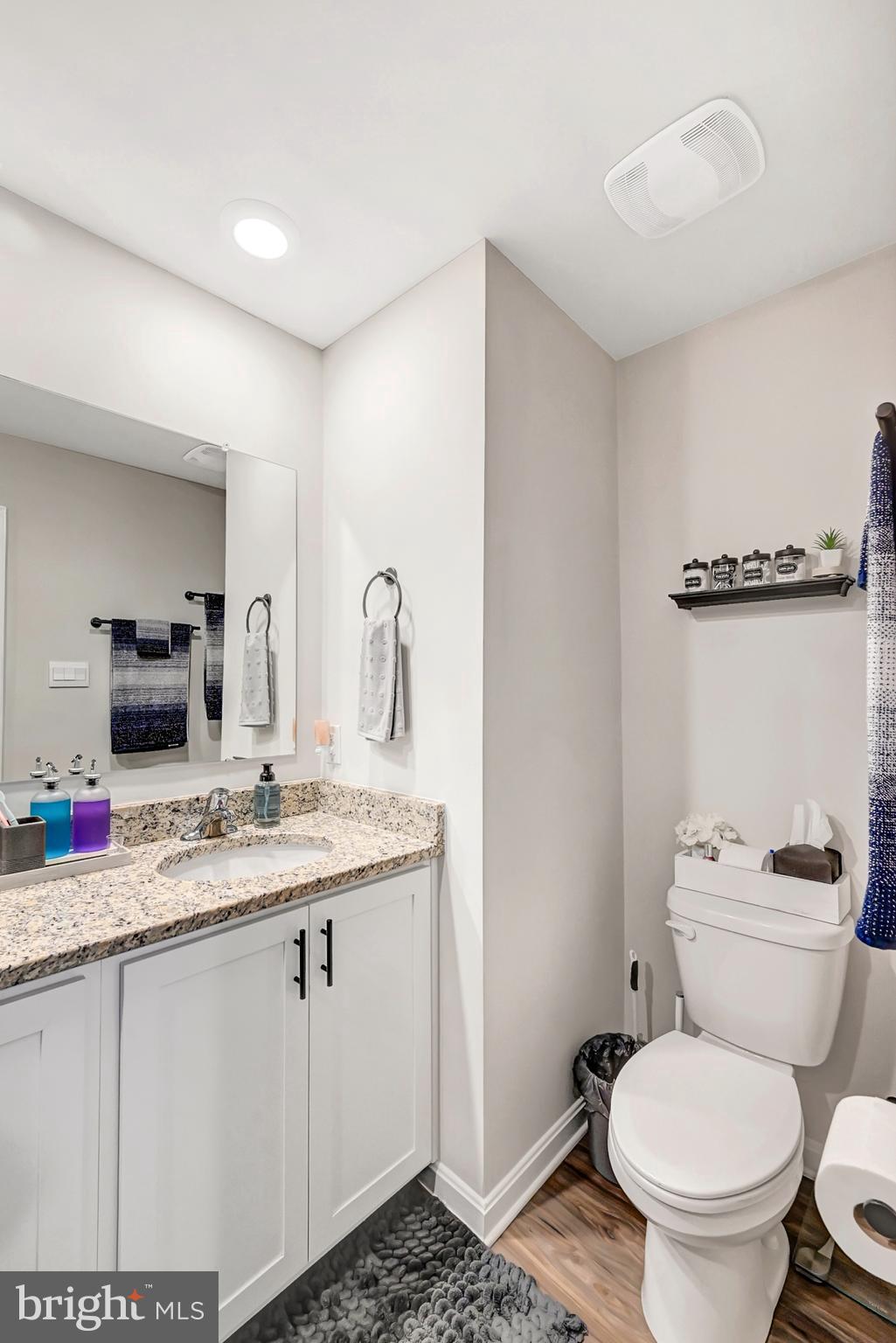 LOCUST RUN - Residential