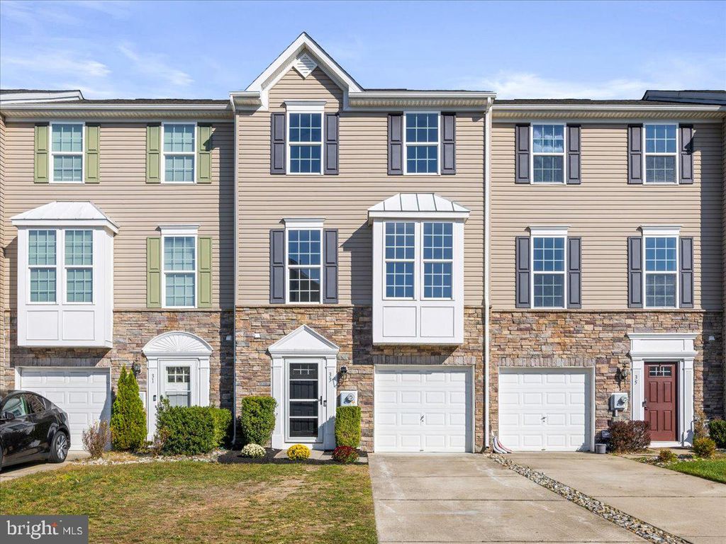 Photo of 33 Tailor Lane, SICKLERVILLE, NJ 08081 (MLS # NJCD2103506)