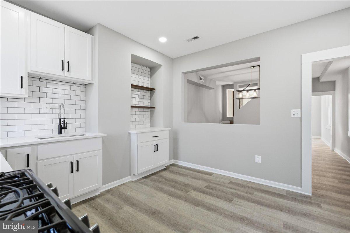 MAYFIELD - Residential