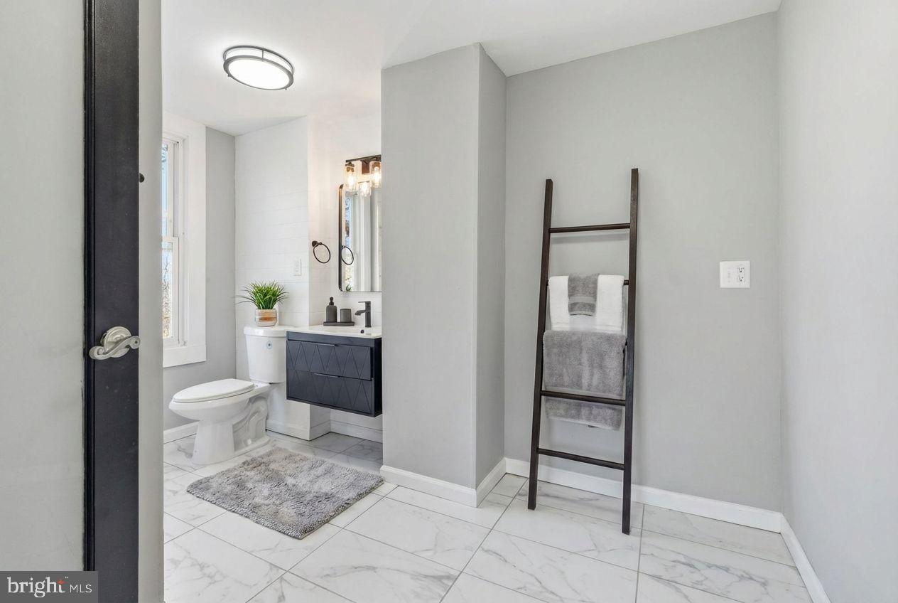 MAYFIELD - Residential