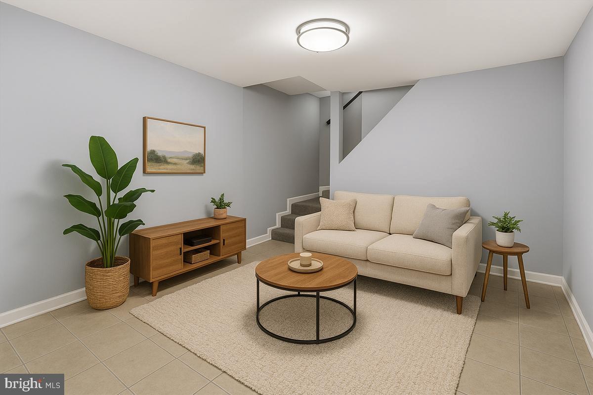 MAYFIELD - Residential