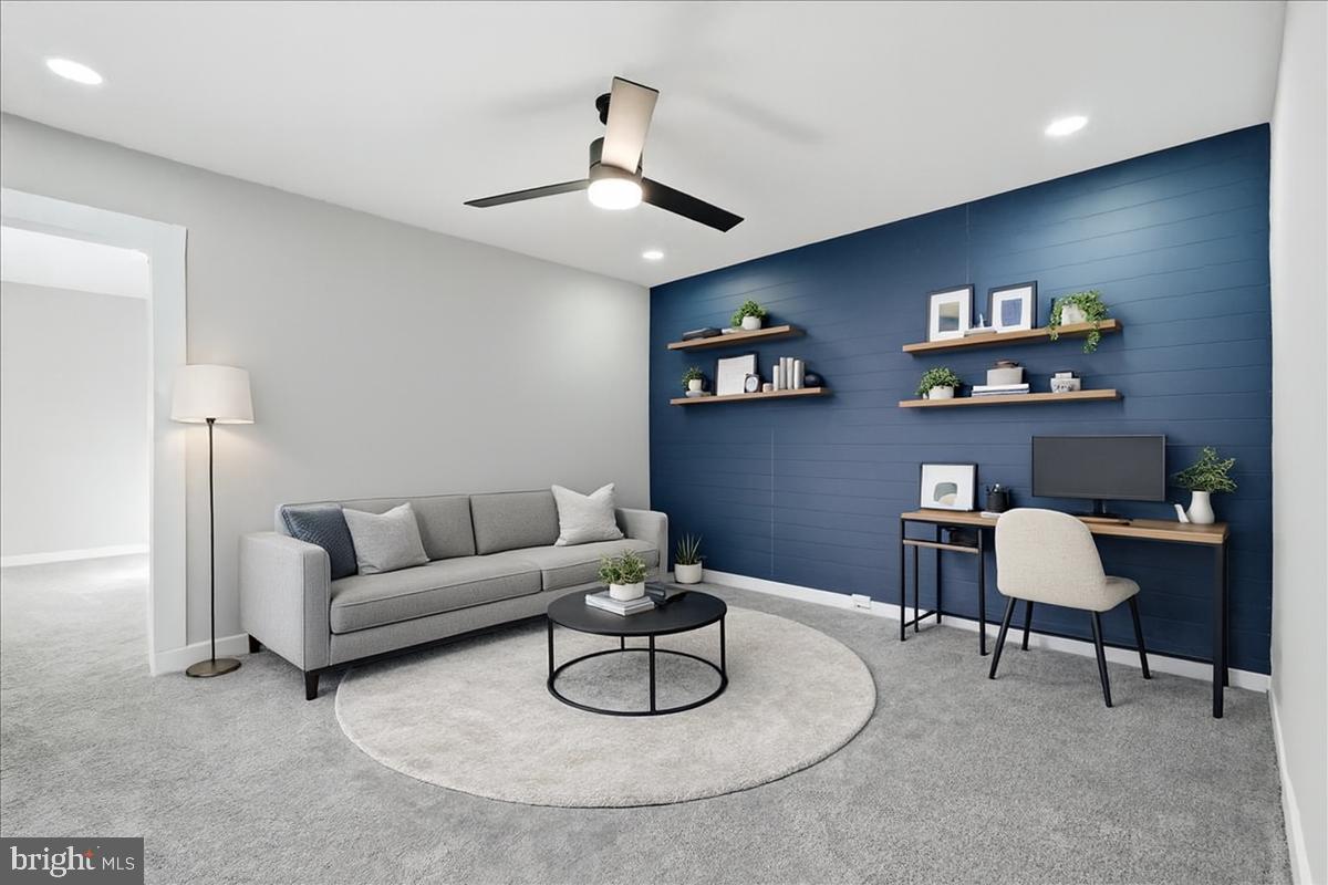 MAYFIELD - Residential