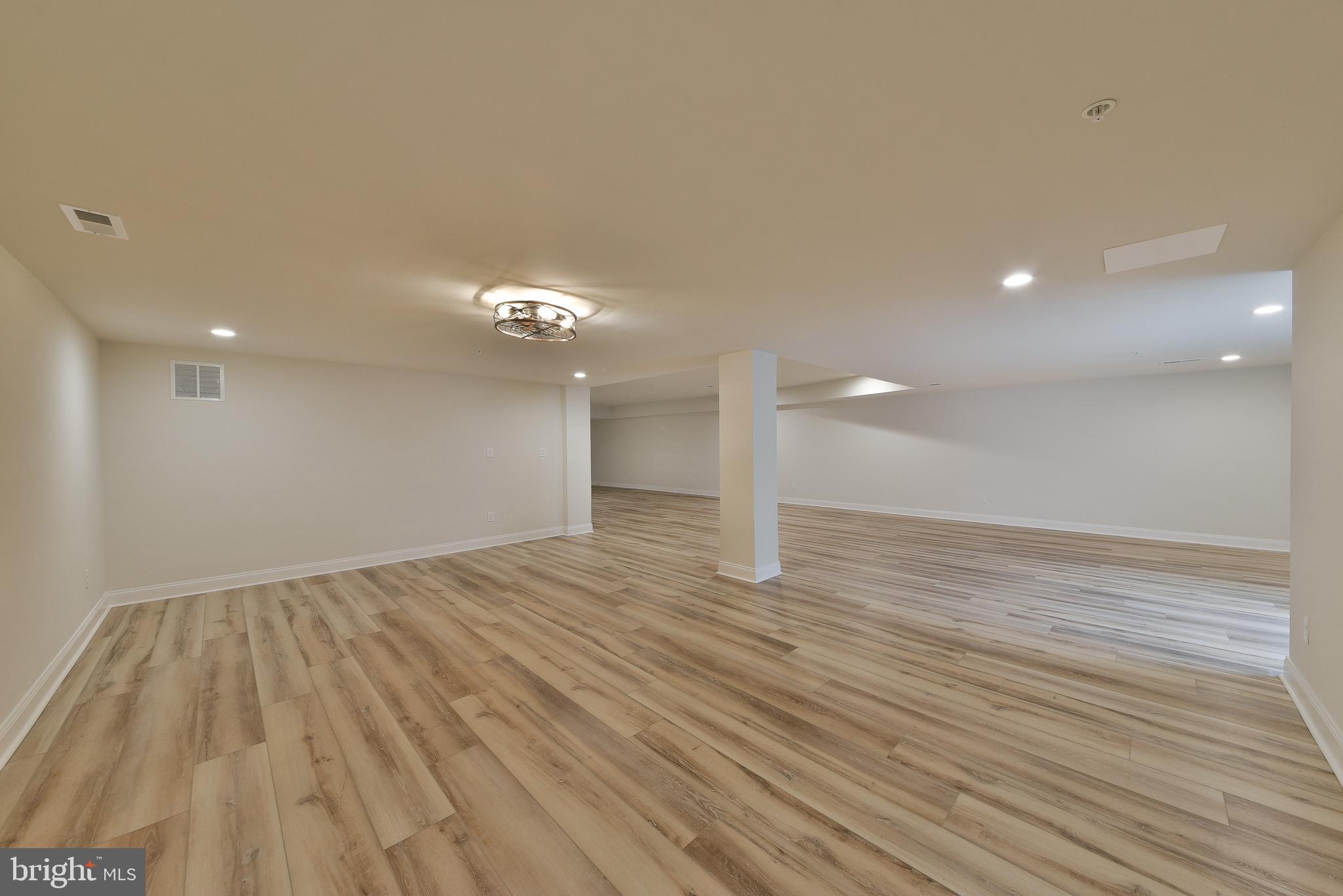 REGENCY AT YARDLEY - Residential