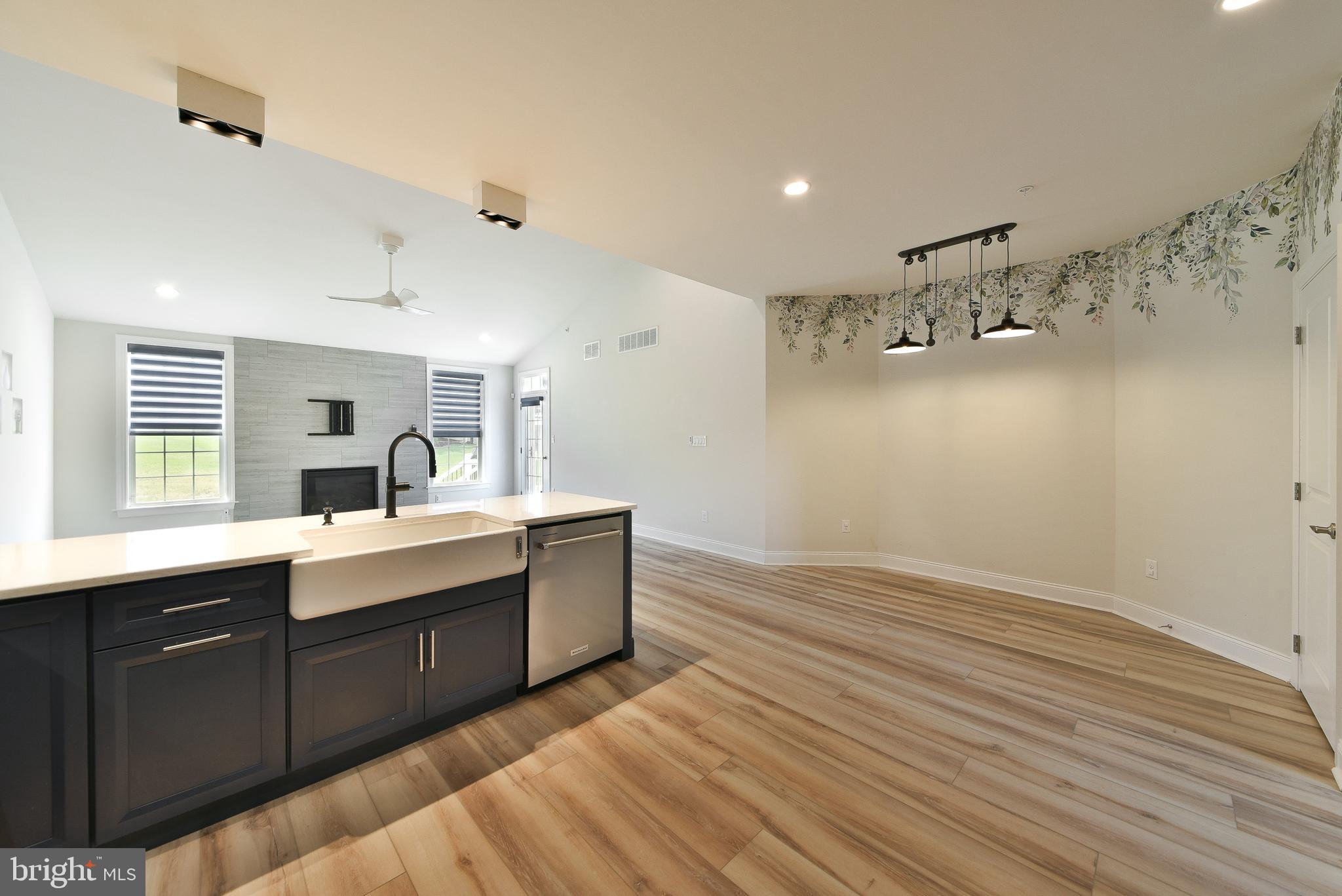 REGENCY AT YARDLEY - Residential