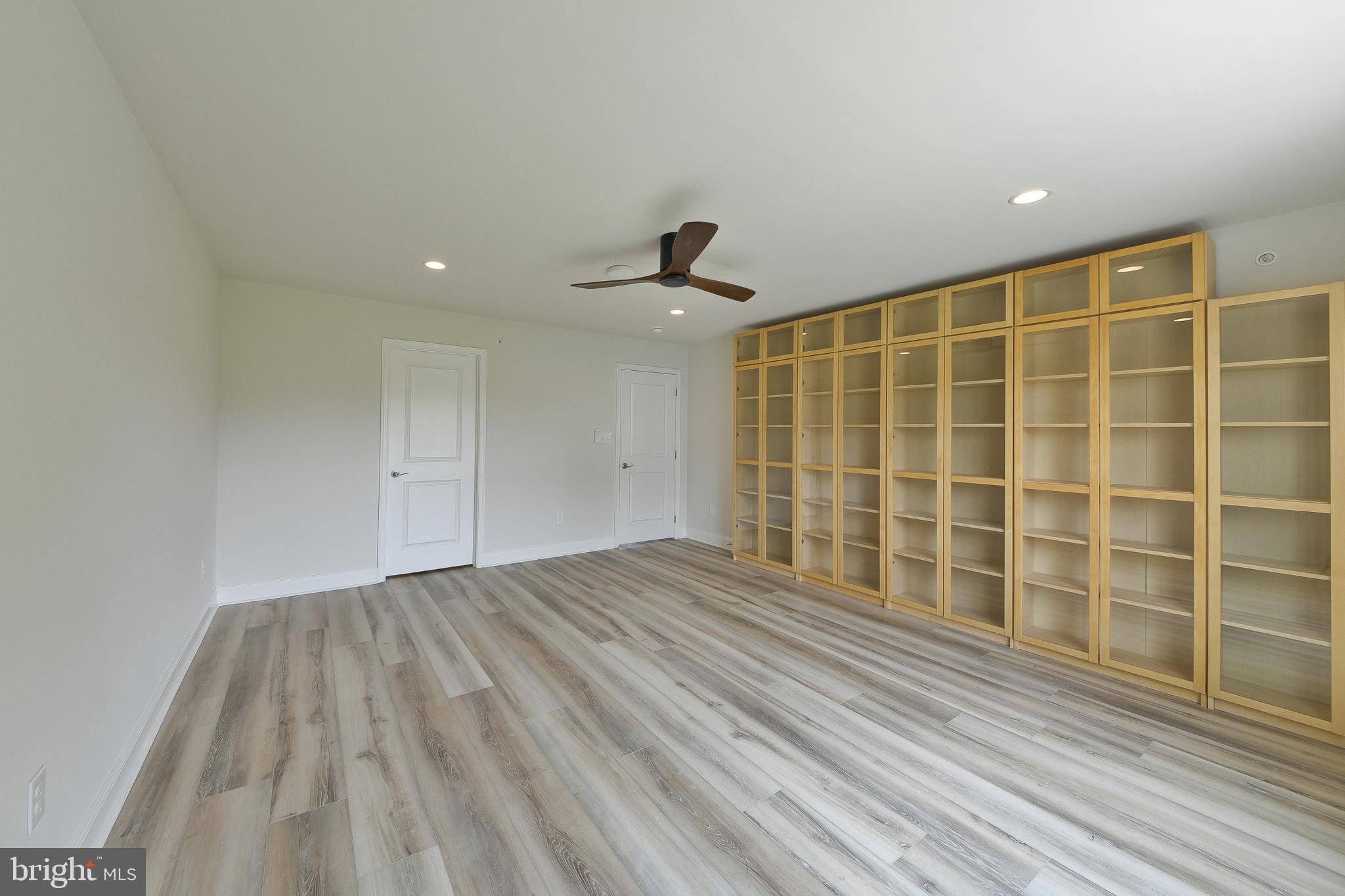 REGENCY AT YARDLEY - Residential