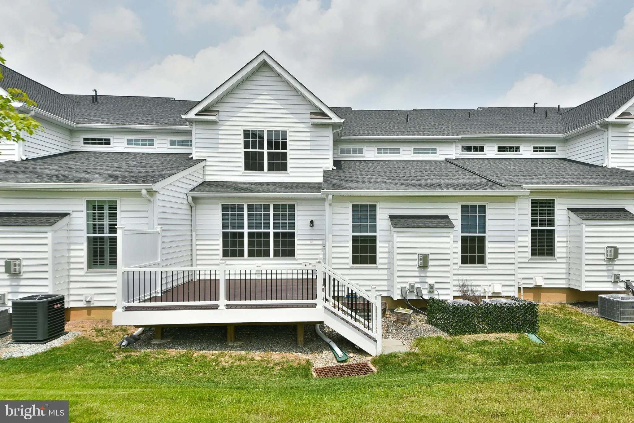 Yardley, Pennsylvania 19067, United States, 3 Bedrooms Bedrooms, ,3 BathroomsBathrooms,Residential,Contingent,146107